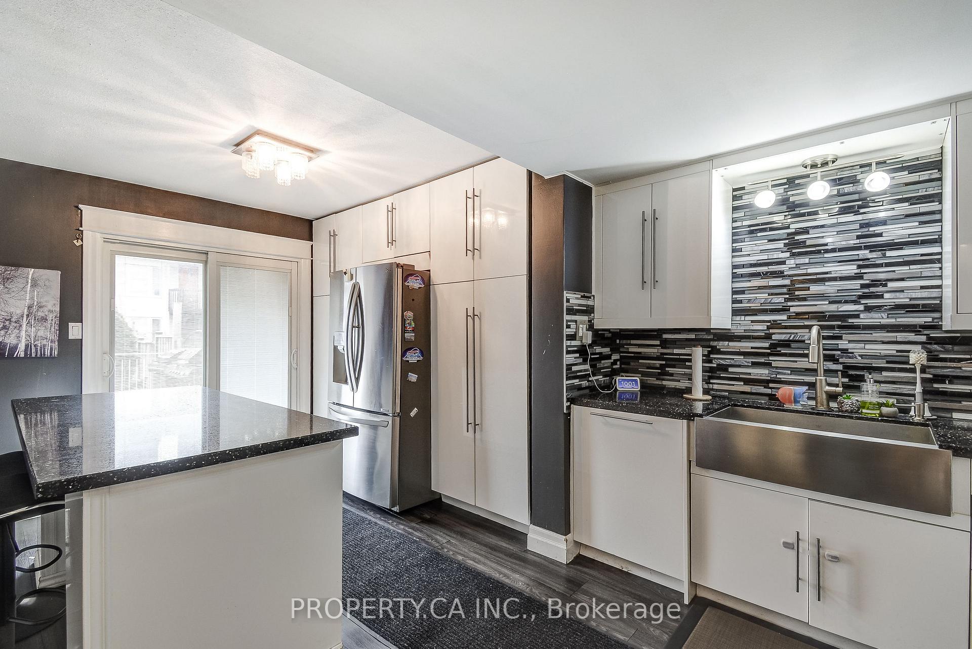 3 Waterford Crescent