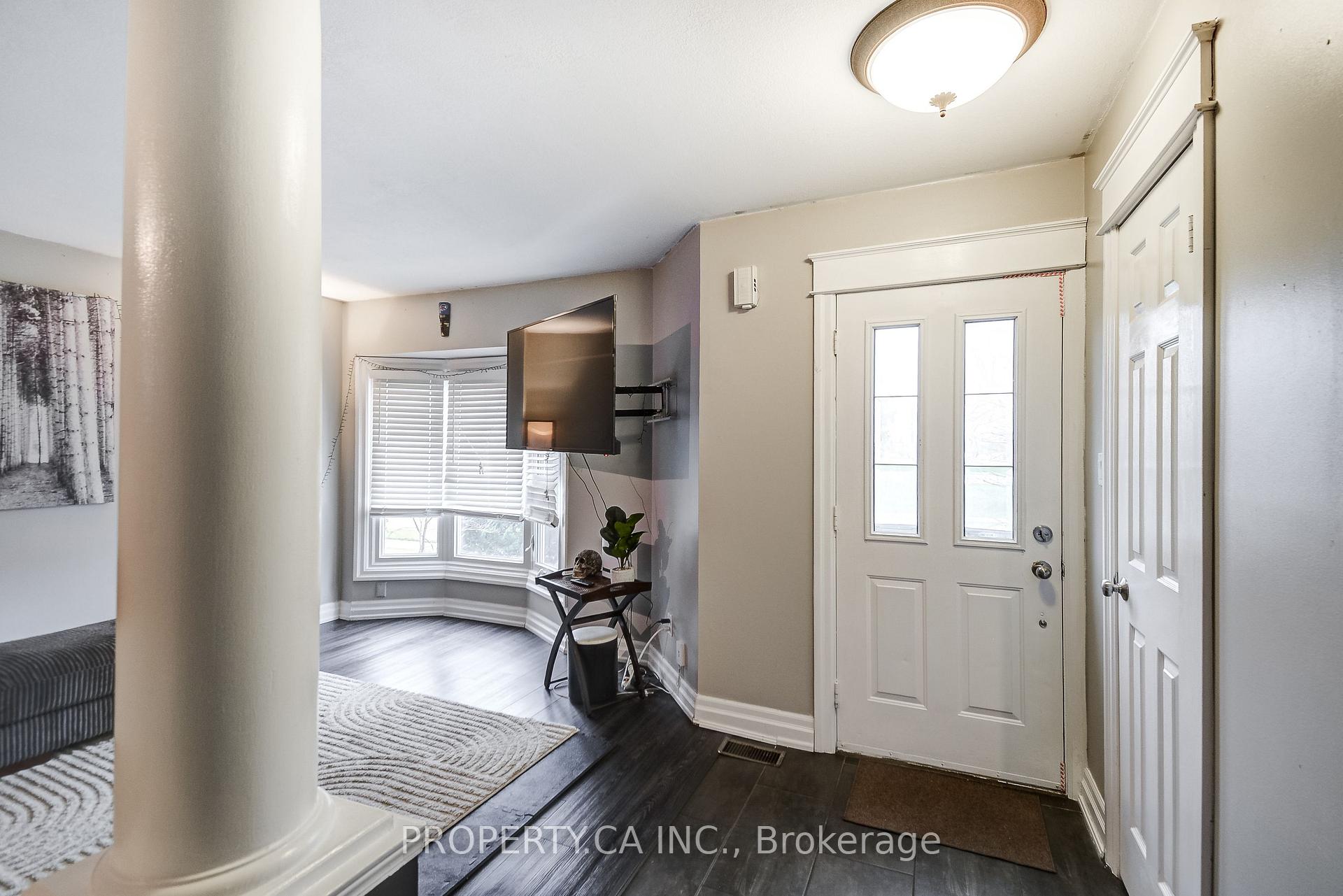 3 Waterford Crescent