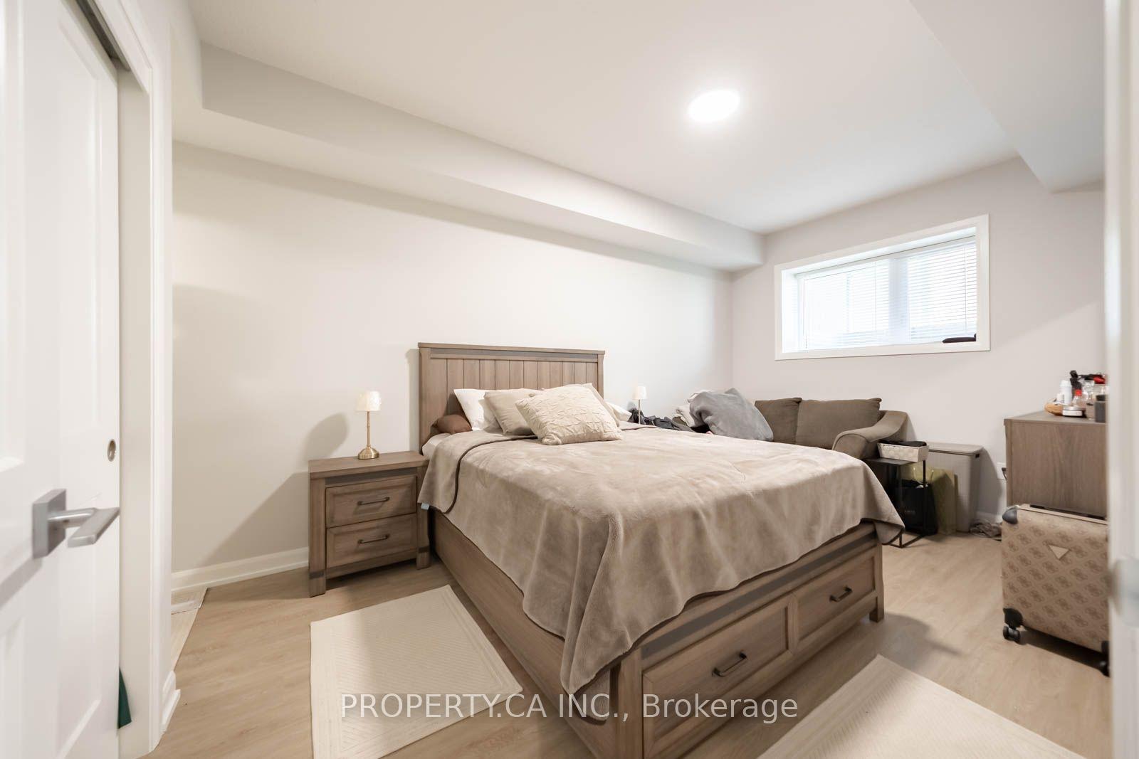 708 Woolwich Street 124