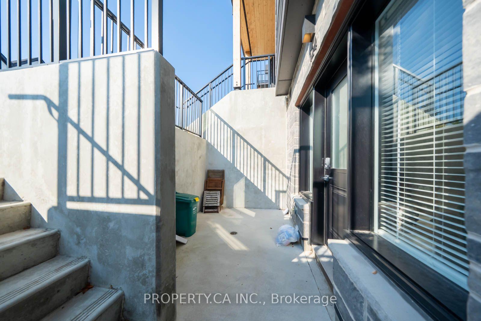 708 Woolwich Street 124