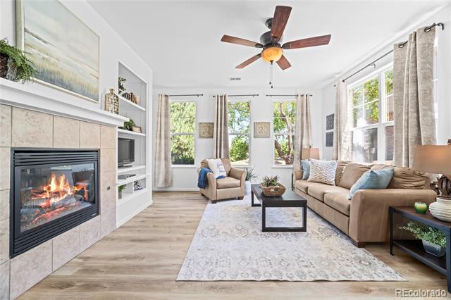 2210 S Vaughn Way Unit: 101
