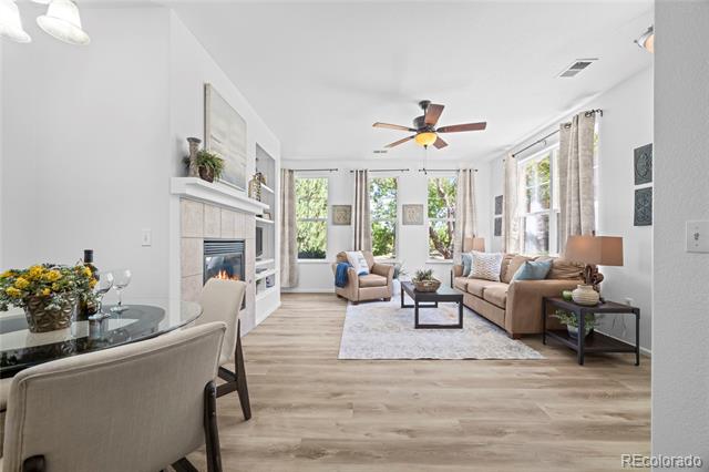 2210 S Vaughn Way Unit: 101