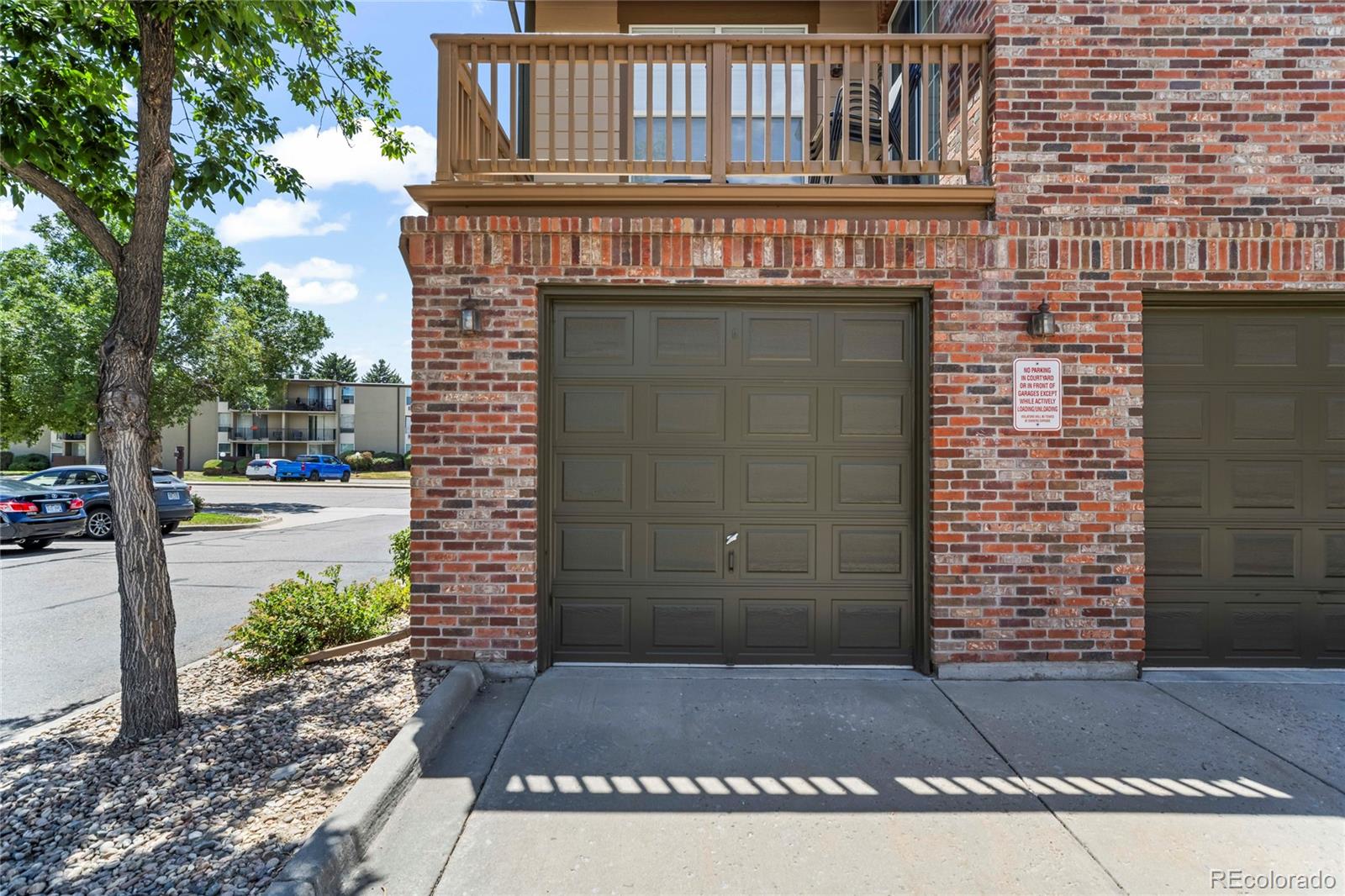 2210 S Vaughn Way Unit: 101