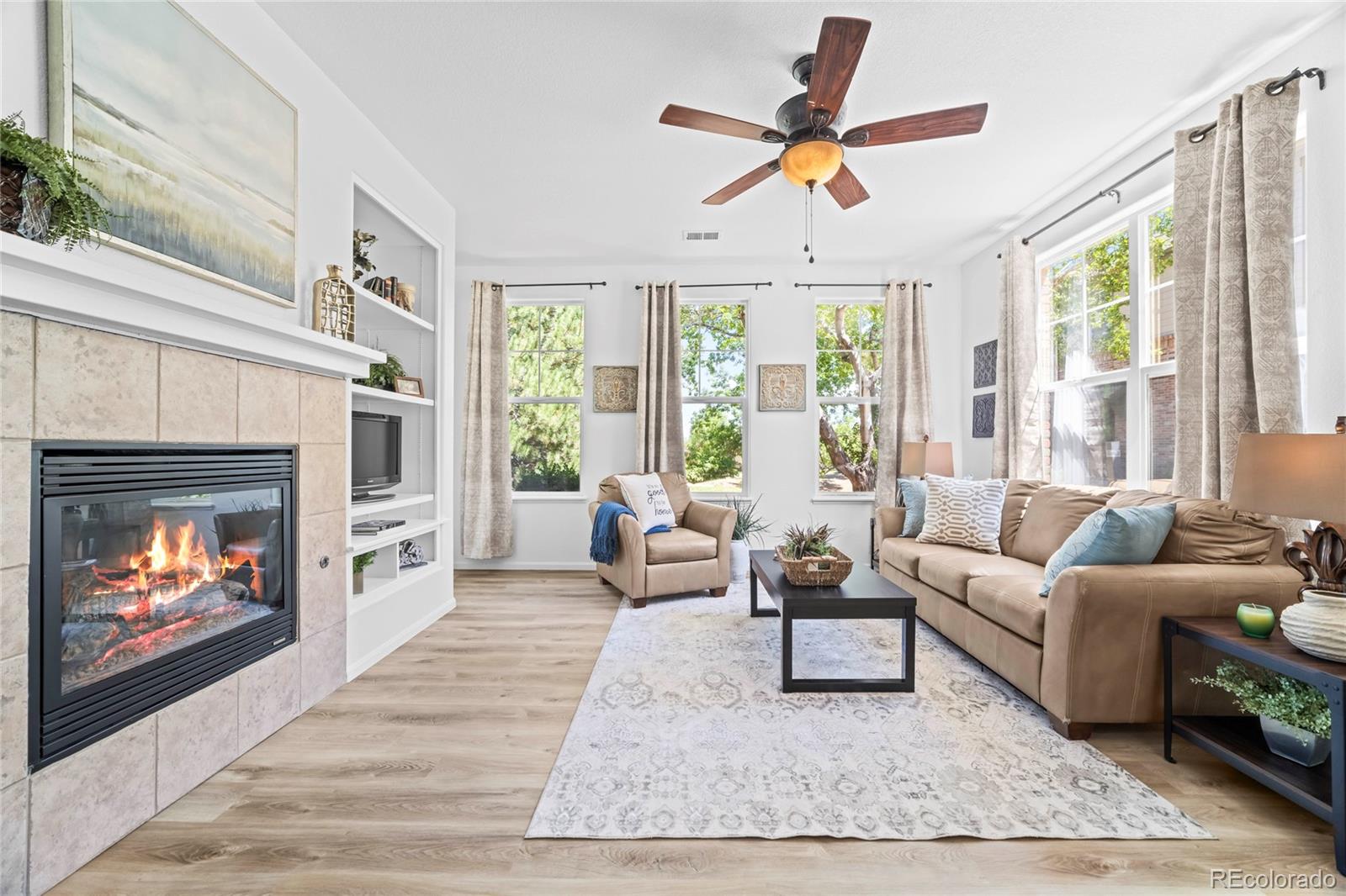 2210 S Vaughn Way Unit: 101