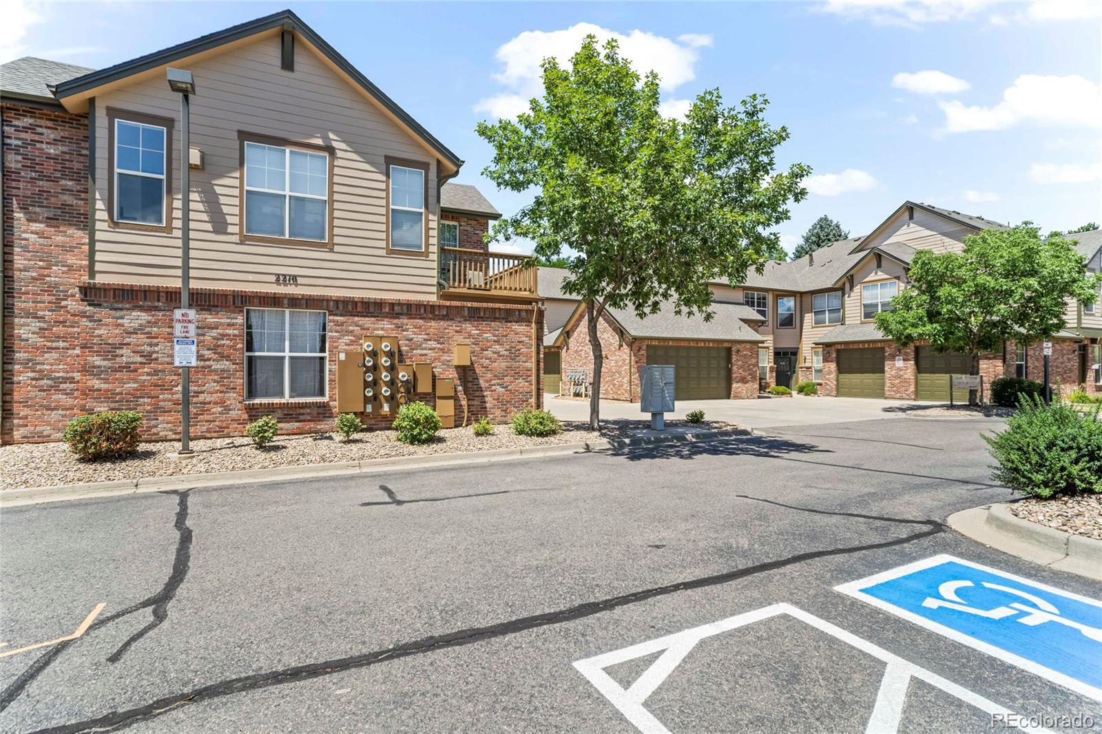 2210 S Vaughn Way Unit: 101