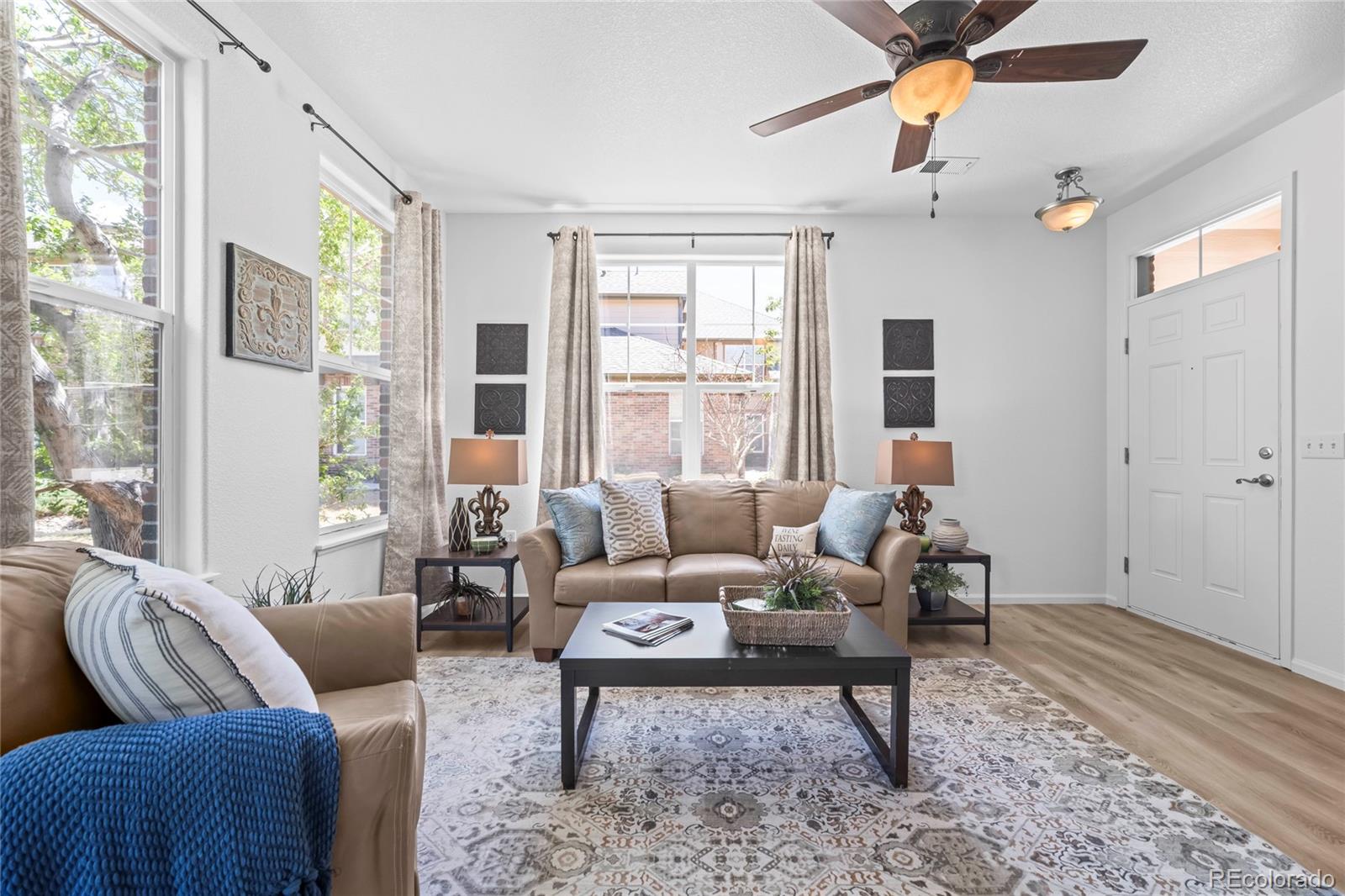 2210 S Vaughn Way Unit: 101