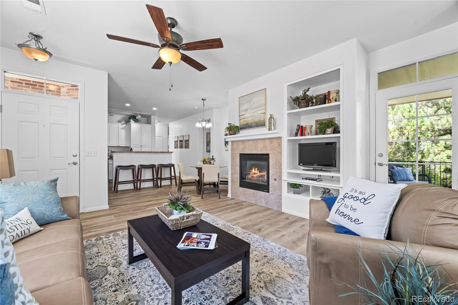 2210 S Vaughn Way Unit: 101