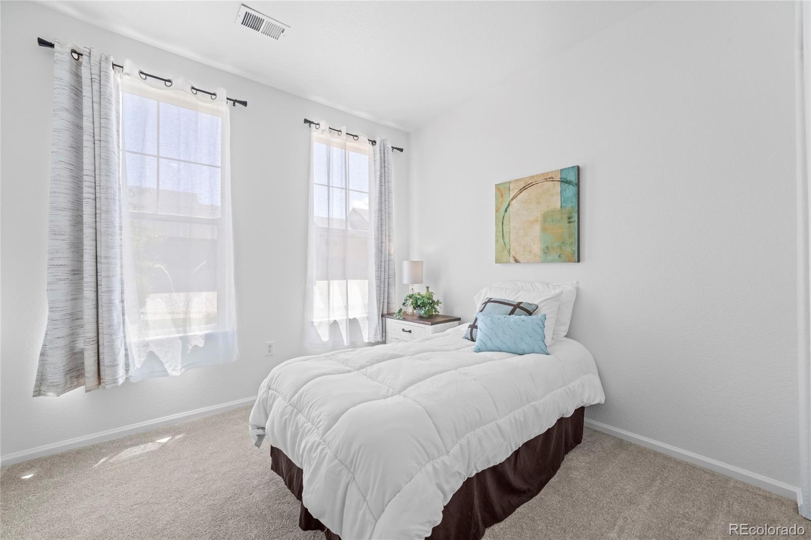 2210 S Vaughn Way Unit: 101