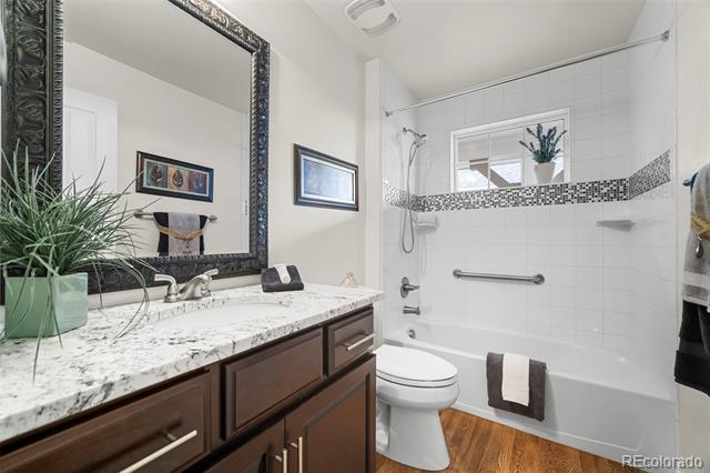 8725 Deframe Court