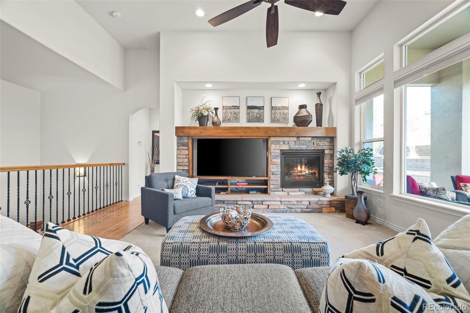 8725 Deframe Court