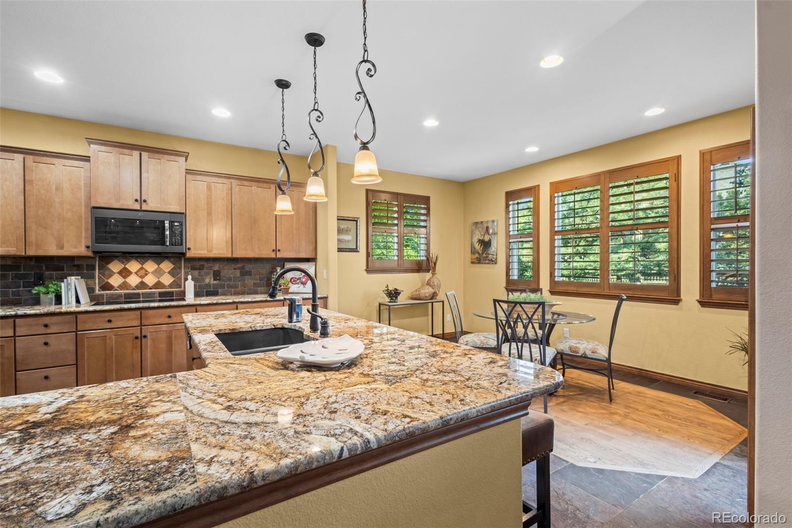 15128 W 75th Place
