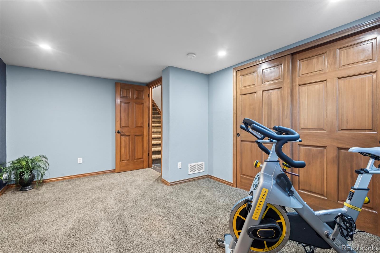 15128 W 75th Place