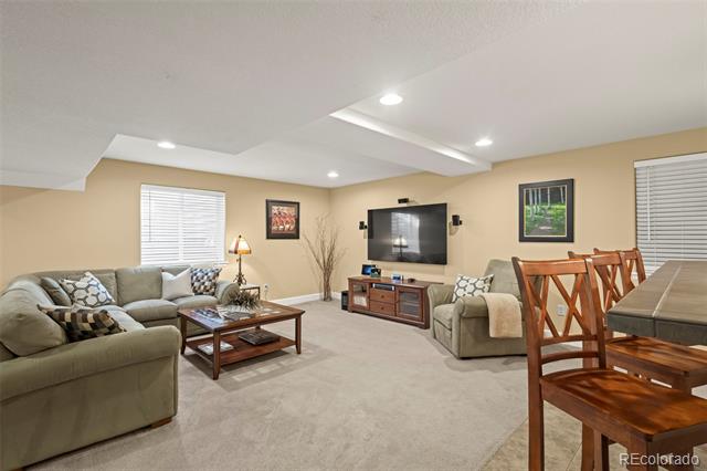 6088 Rogers Circle
