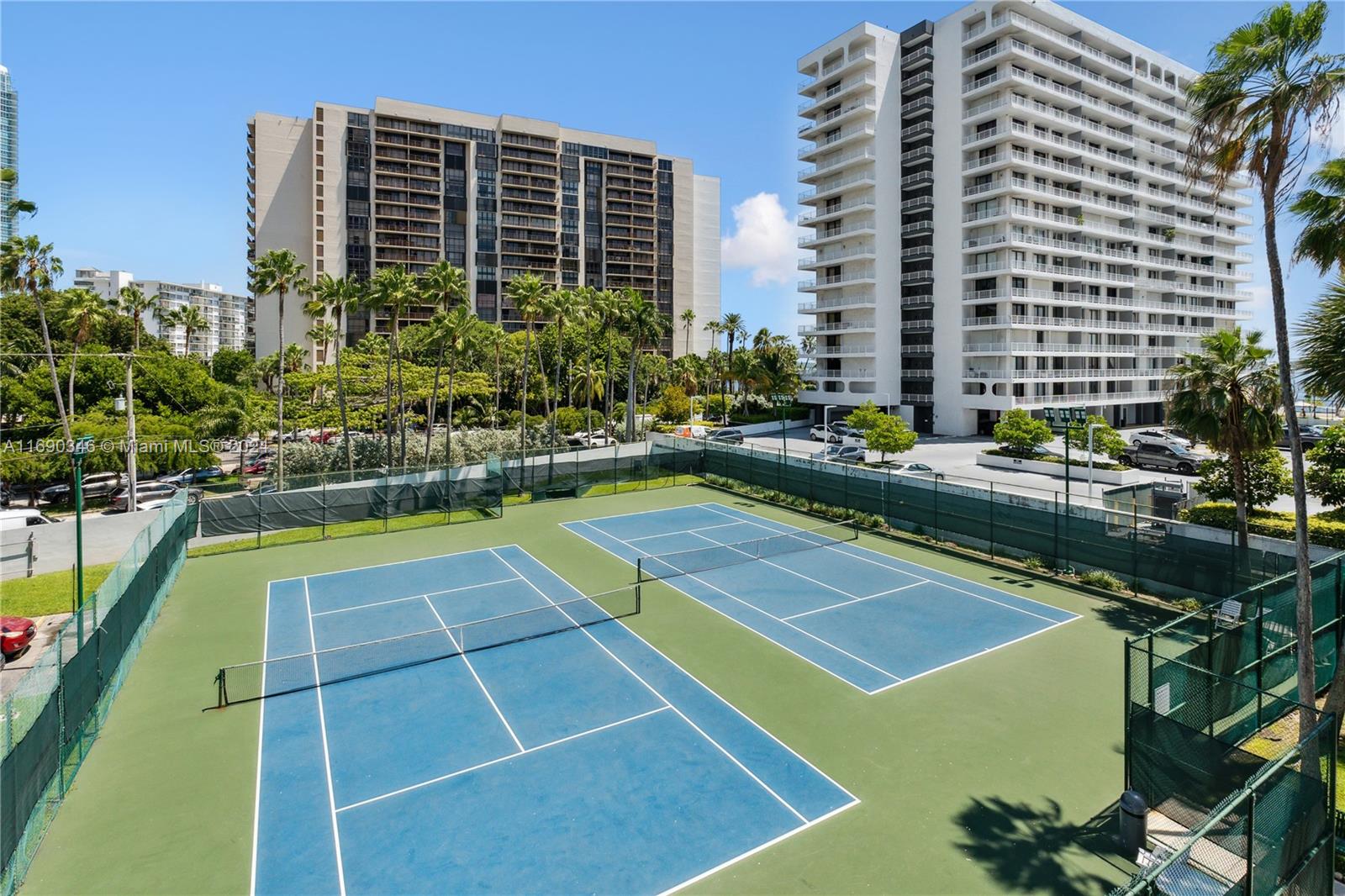 1541 Brickell Ave # C406