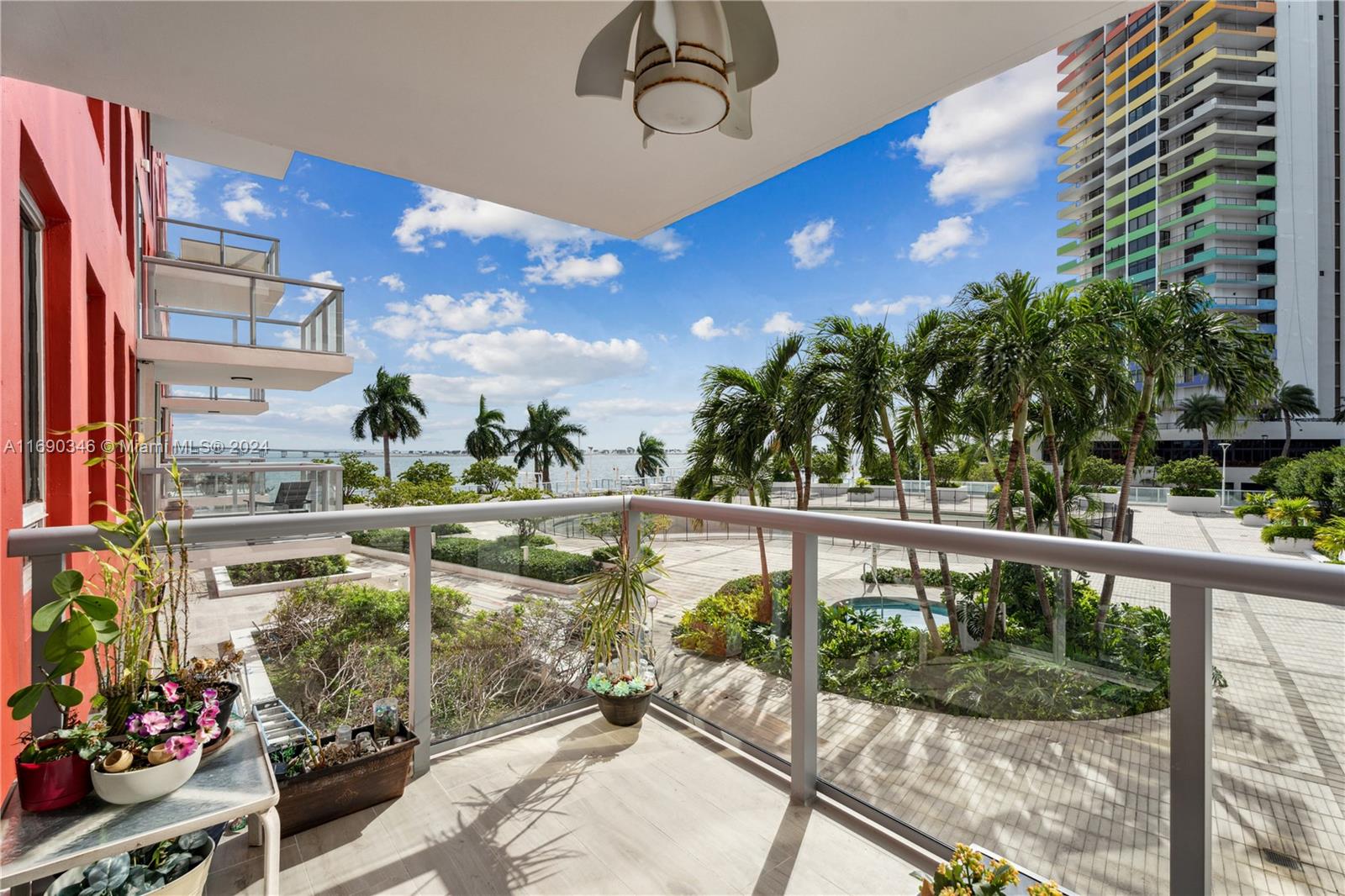 1541 Brickell Ave # C406