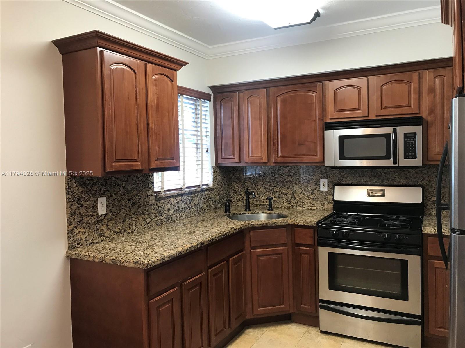 35 Antilla Ave # 2