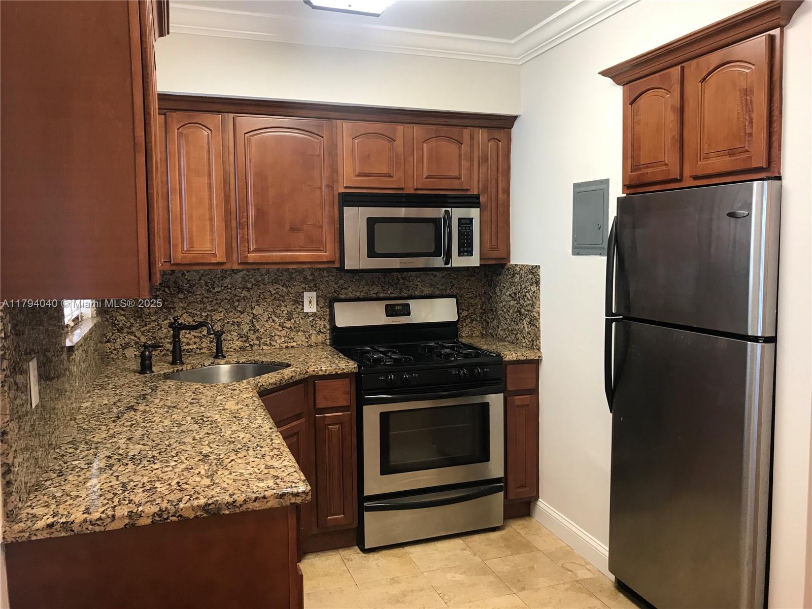 35 Antilla Ave # 2