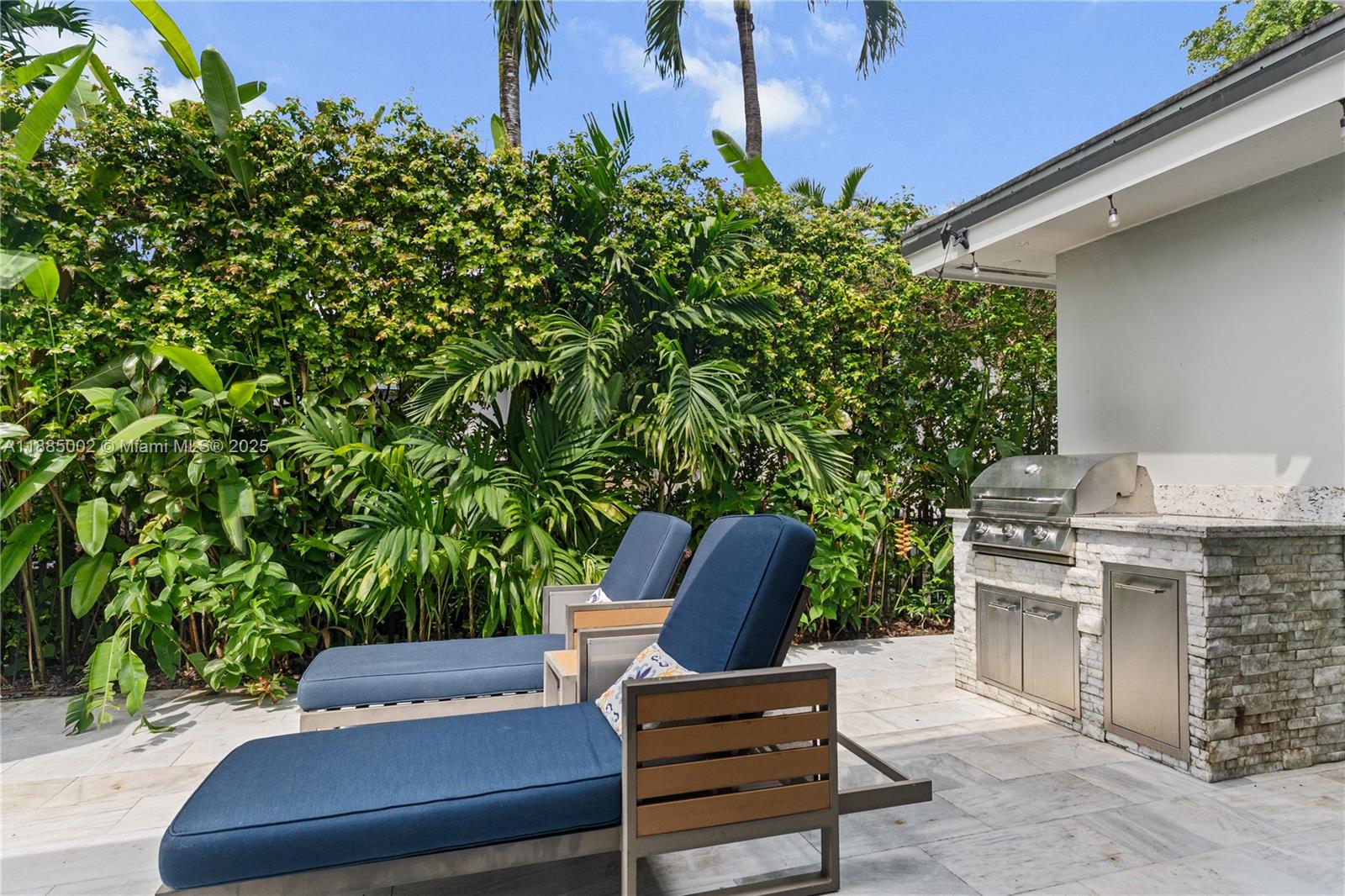 1218 Asturia Ave