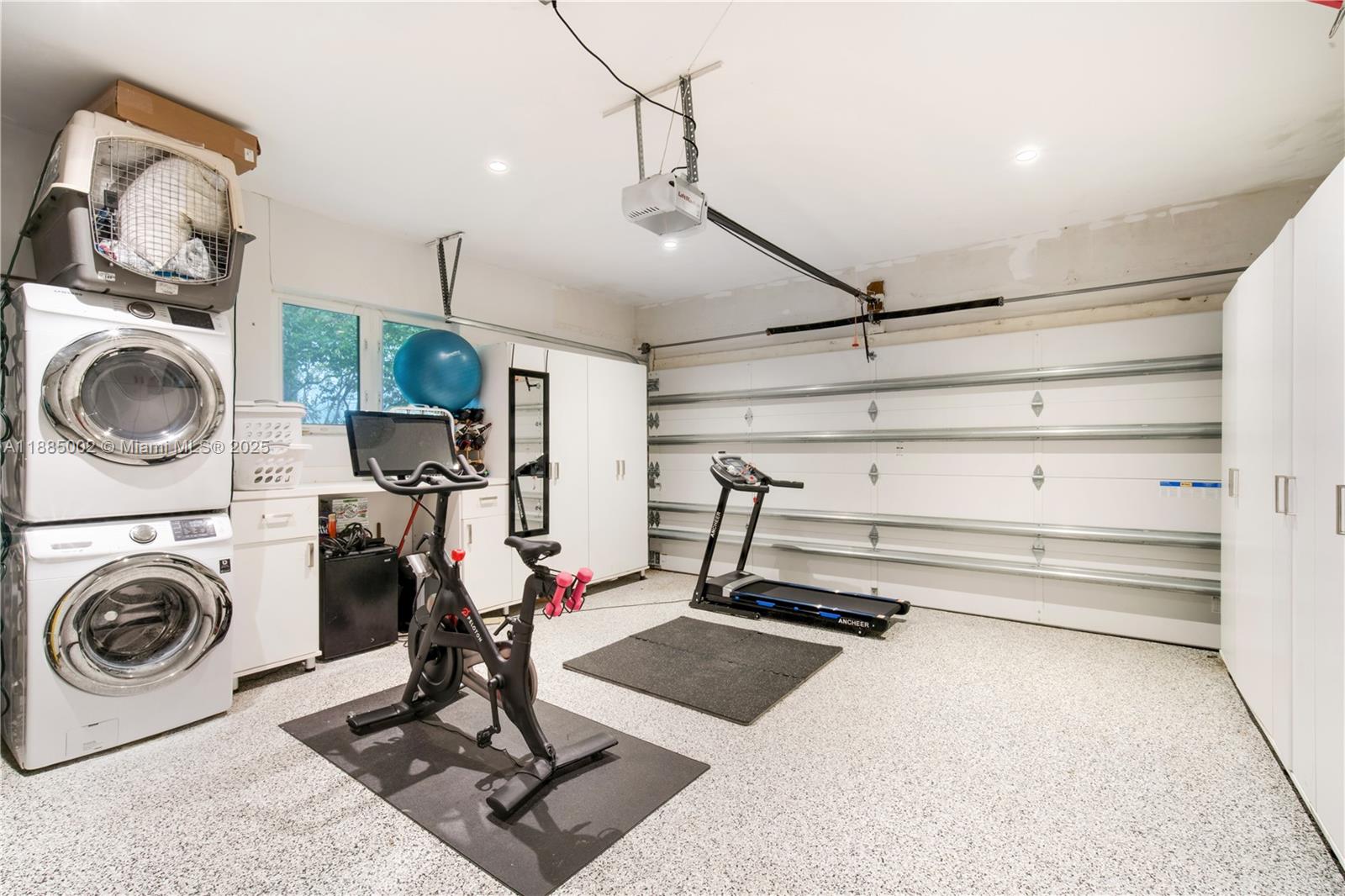 1218 Asturia Ave