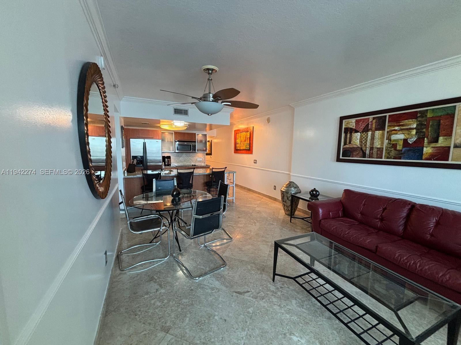 185 SW 7th St # 1502