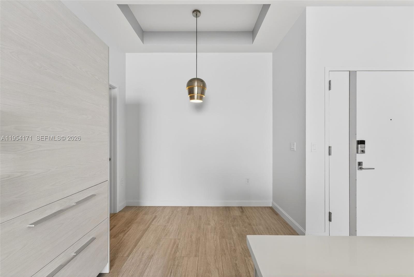 45 SW 9th St # 4609 Unit: LPH-4609