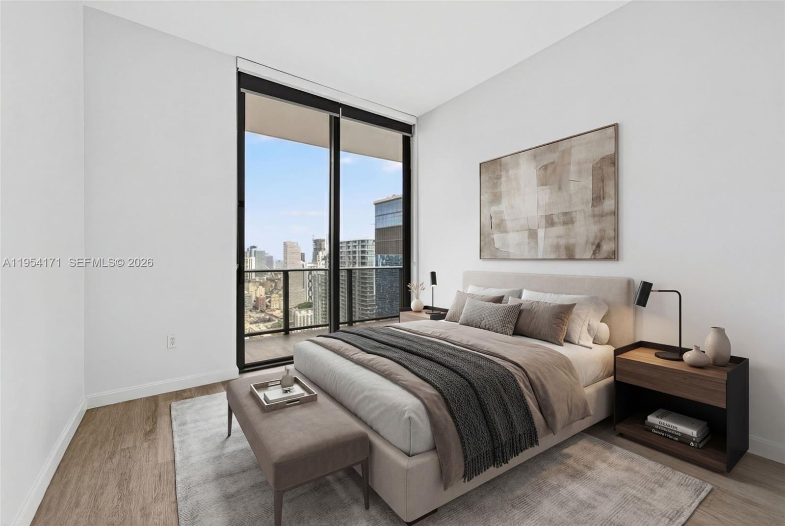 45 SW 9th St # 4609 Unit: LPH-4609