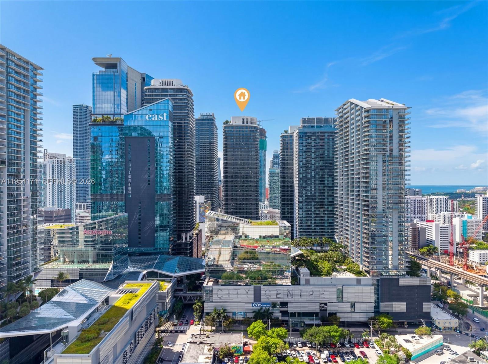 45 SW 9th St # 4609 Unit: LPH-4609