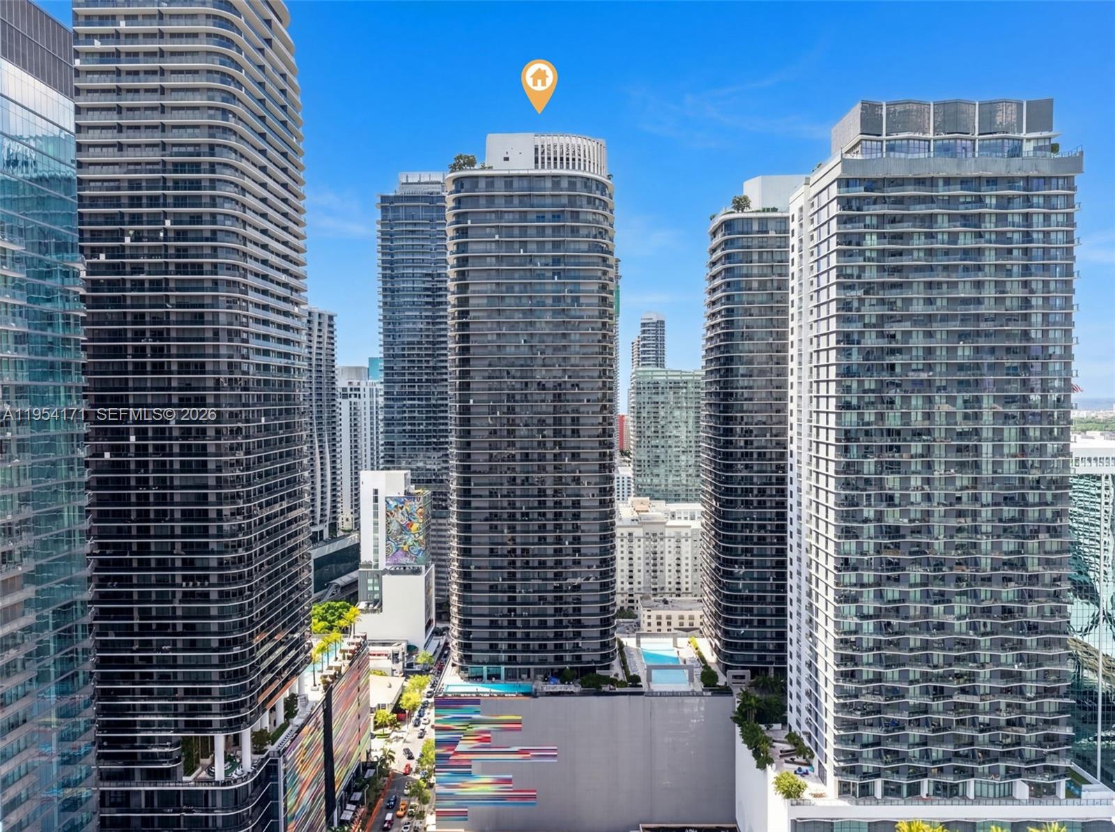45 SW 9th St # 4609 Unit: LPH-4609