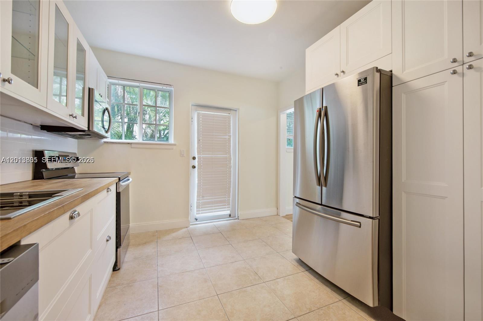 3808 Ponce De Leon Blvd