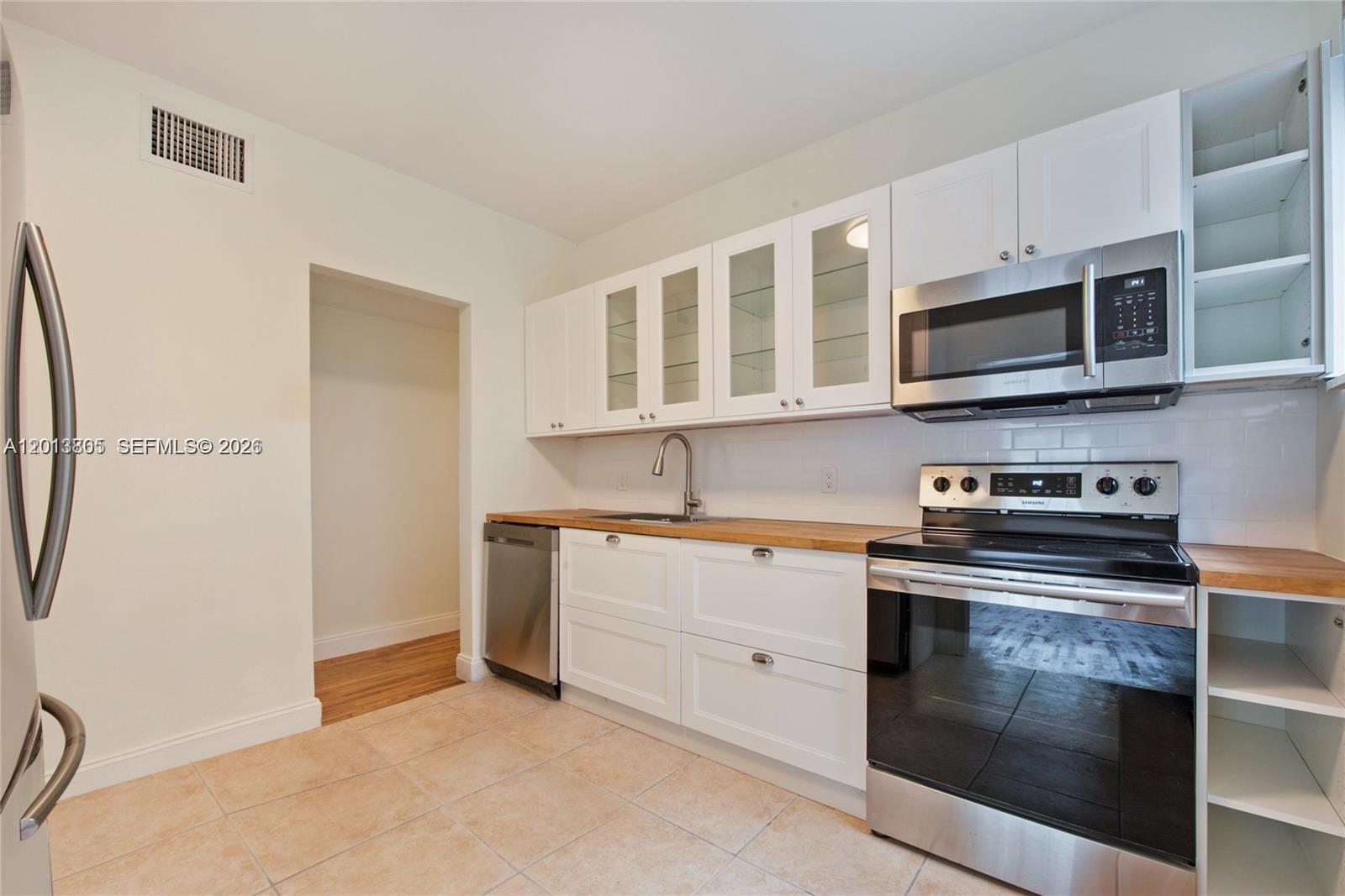 3808 Ponce De Leon Blvd