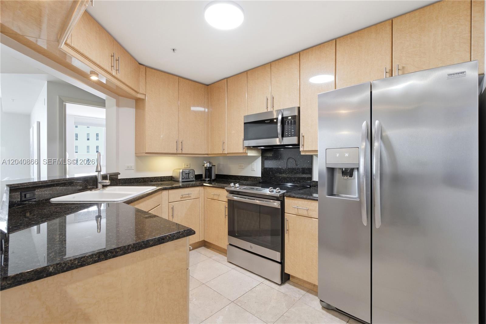 801 Brickell Key Blvd # 707