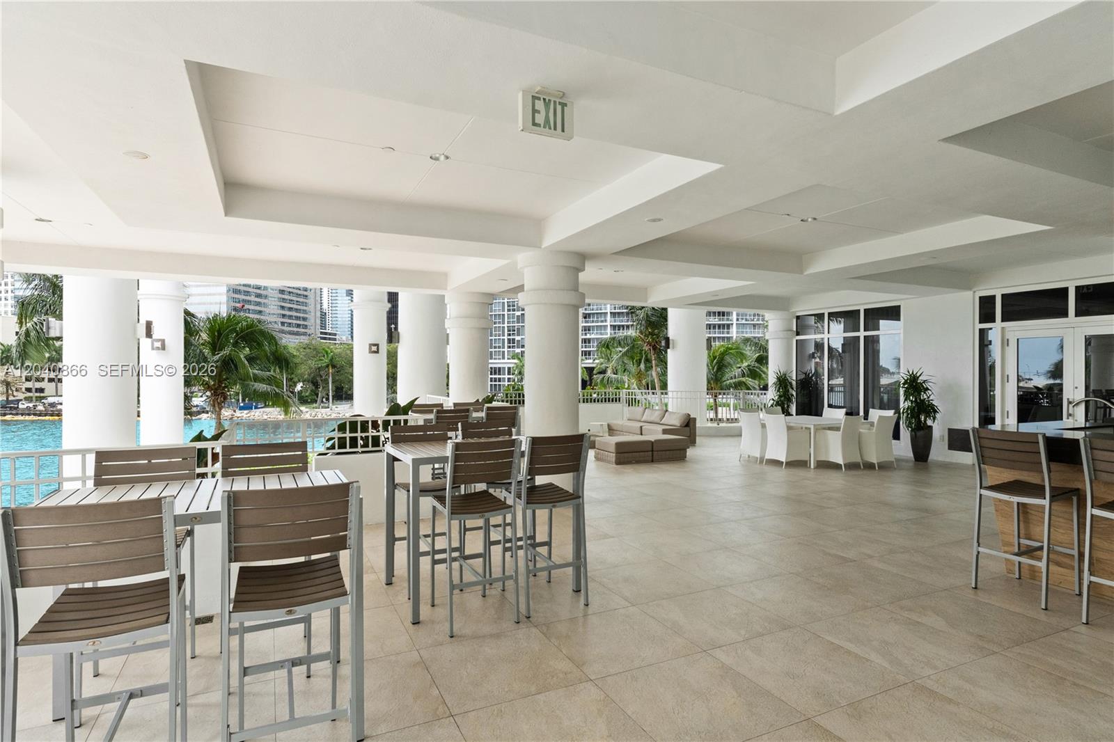 801 Brickell Key Blvd # 707