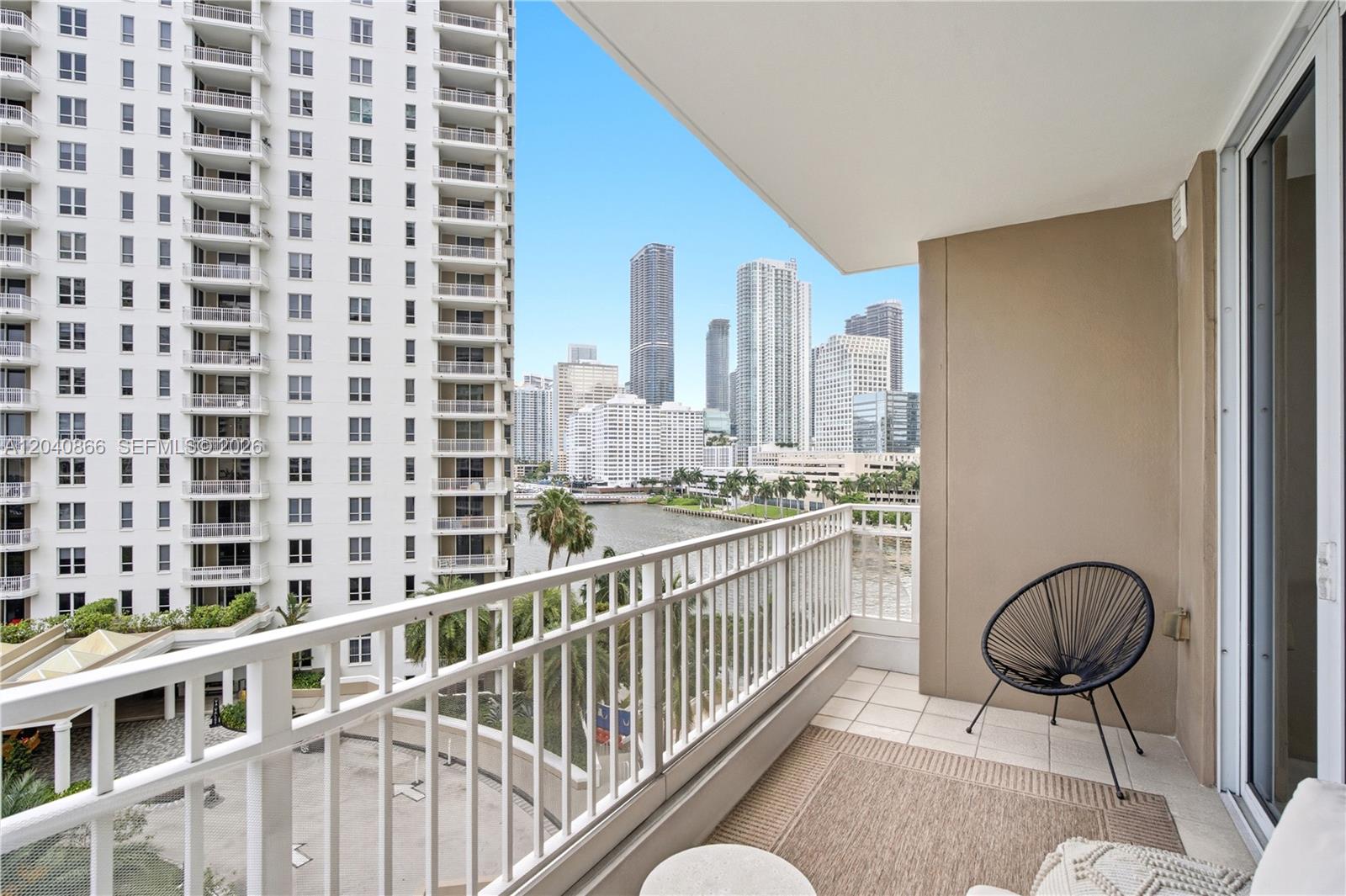 801 Brickell Key Blvd # 707