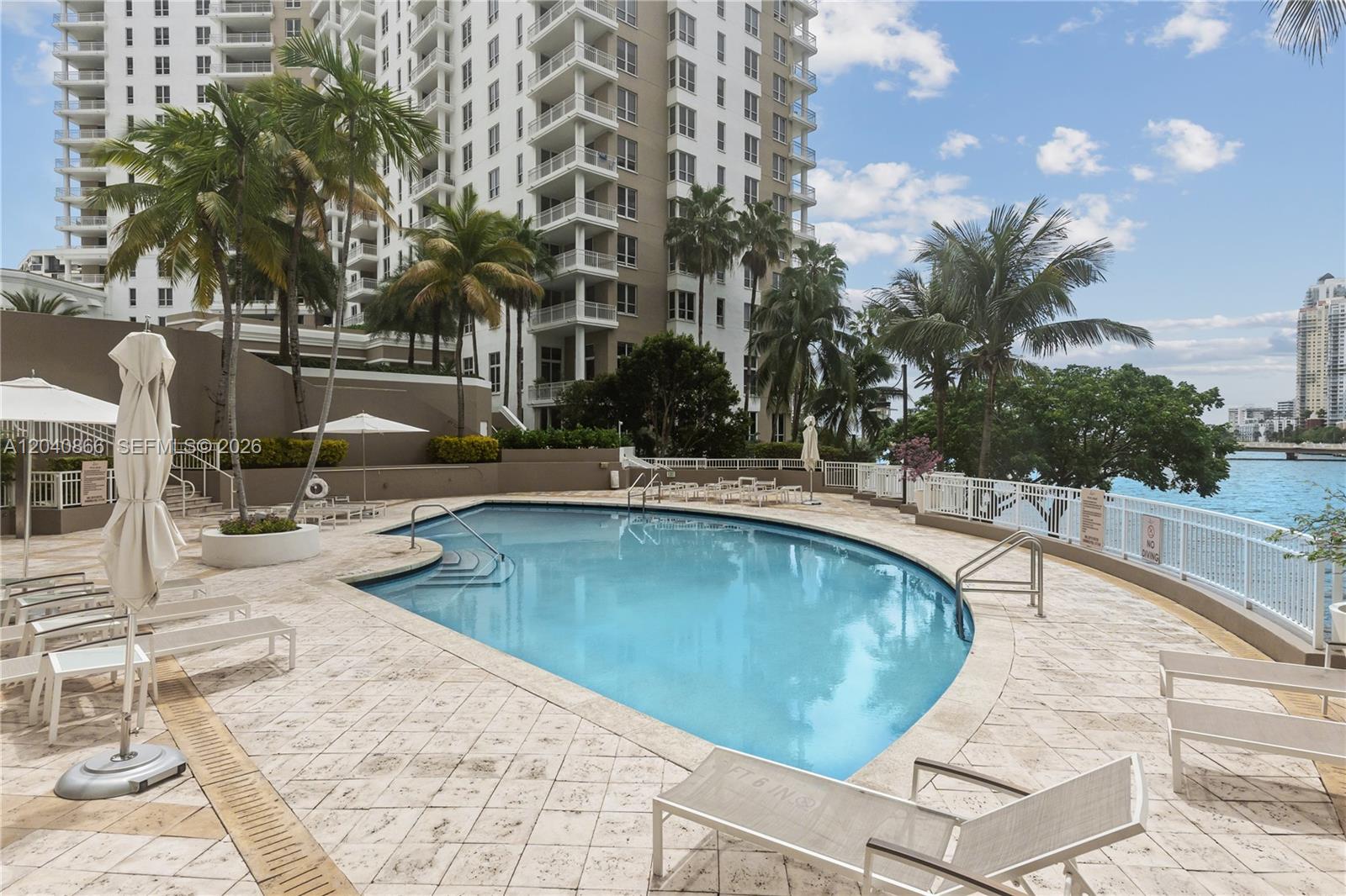 801 Brickell Key Blvd # 707