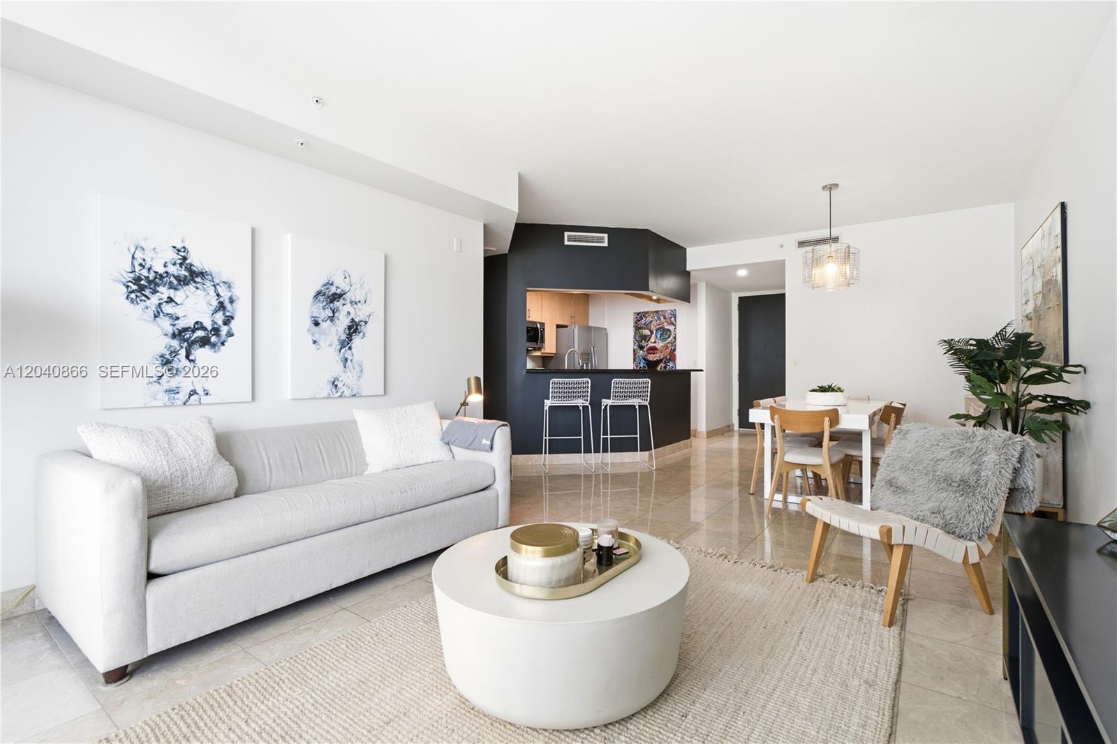 801 Brickell Key Blvd # 707