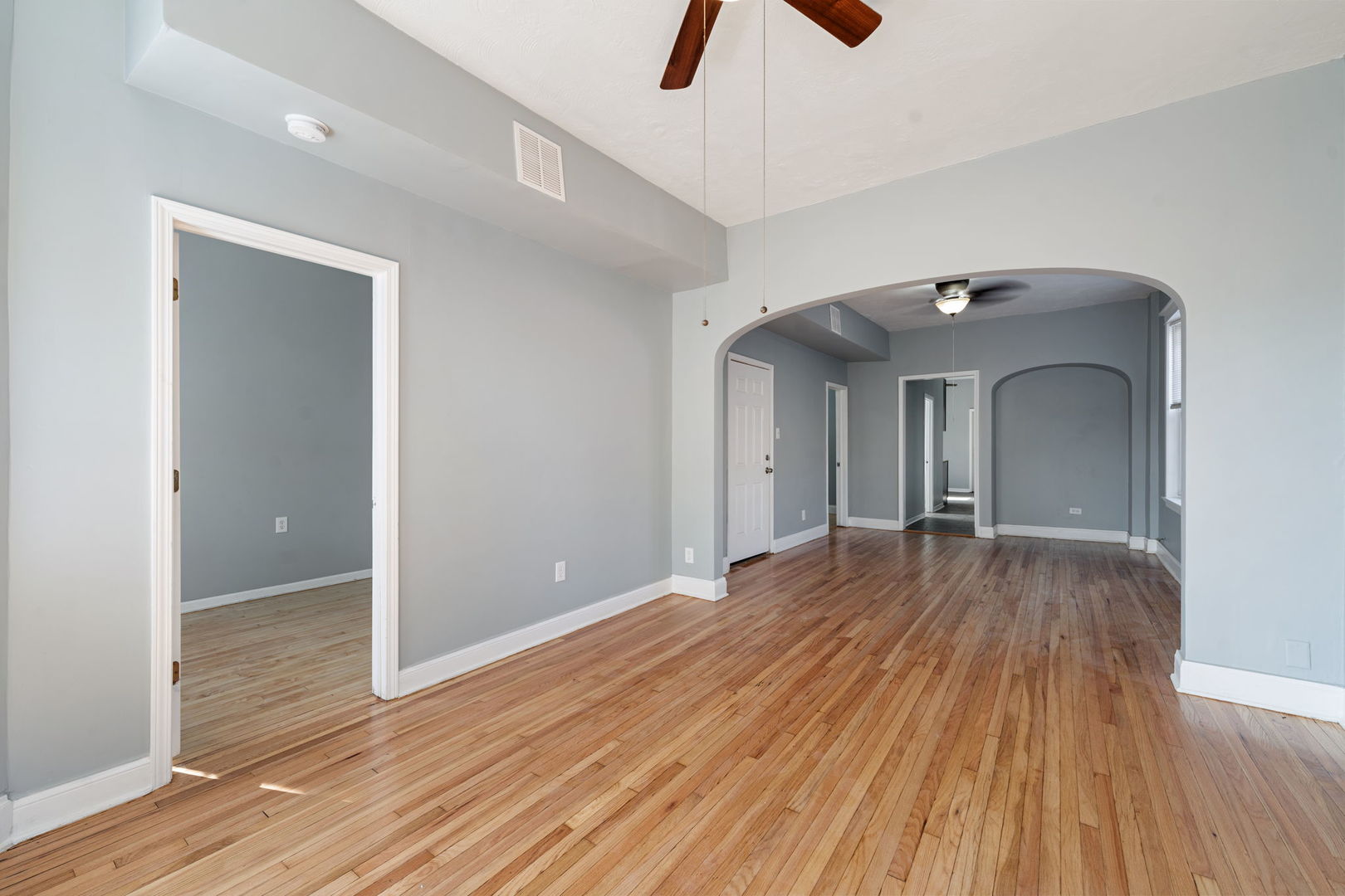 4910 W Van Buren Street