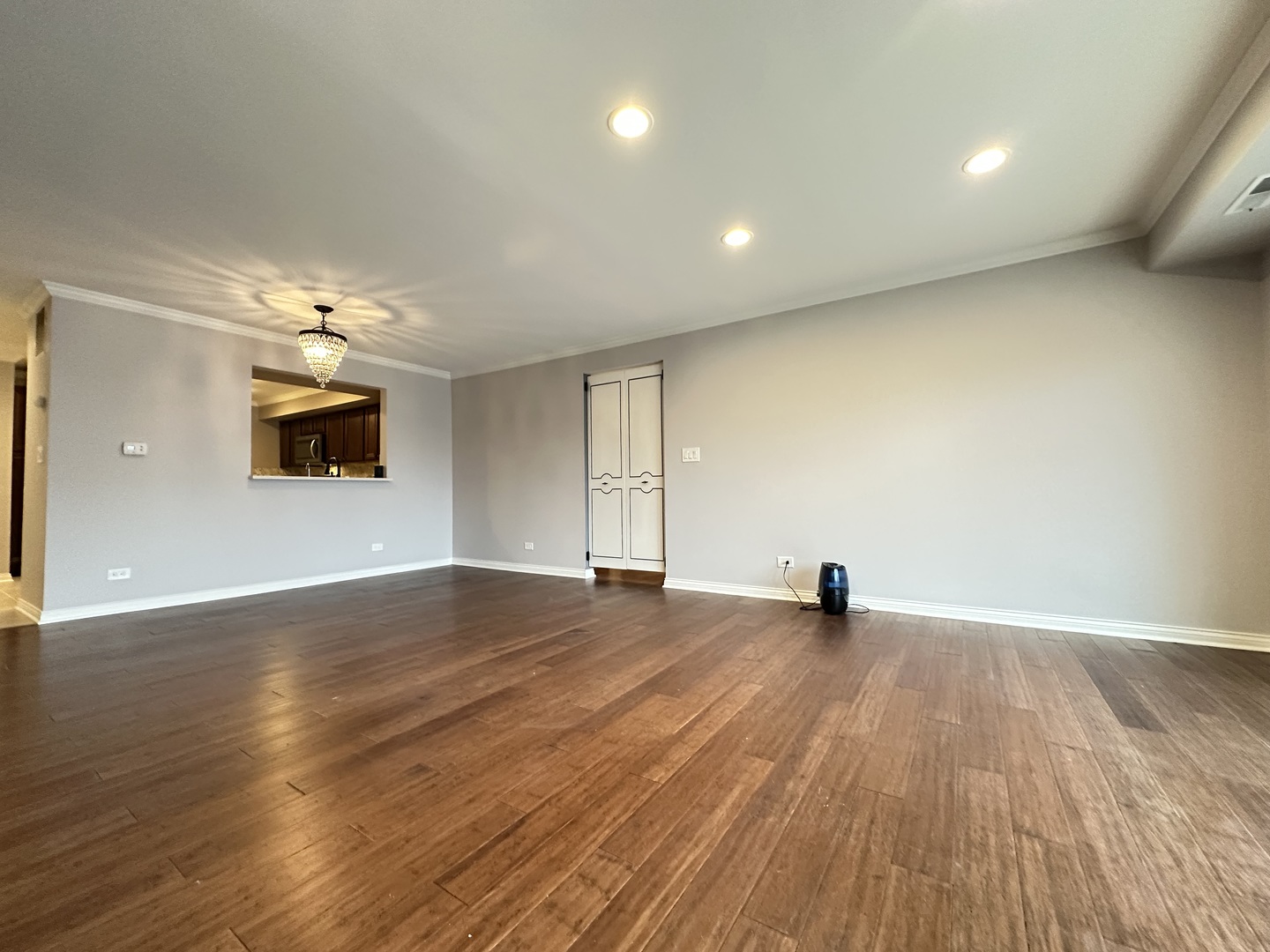 7314 RANDOLPH Street Unit: 3B