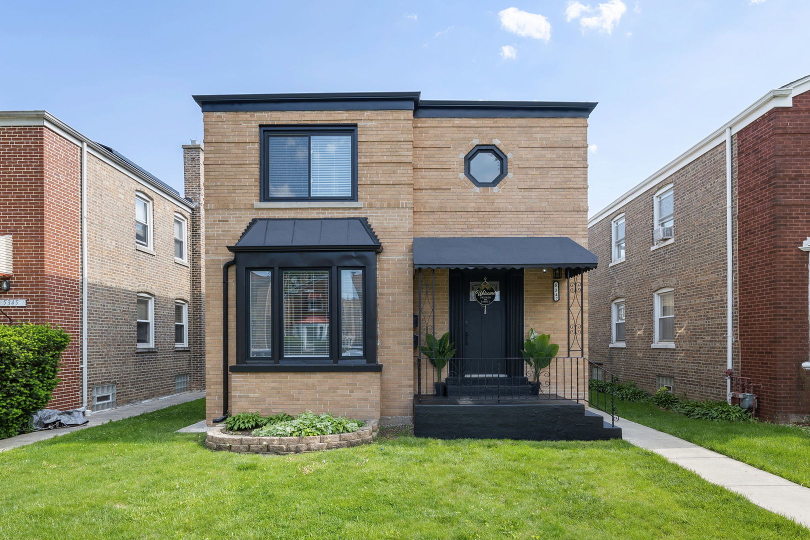 5347 W Gladys Avenue Unit: 2