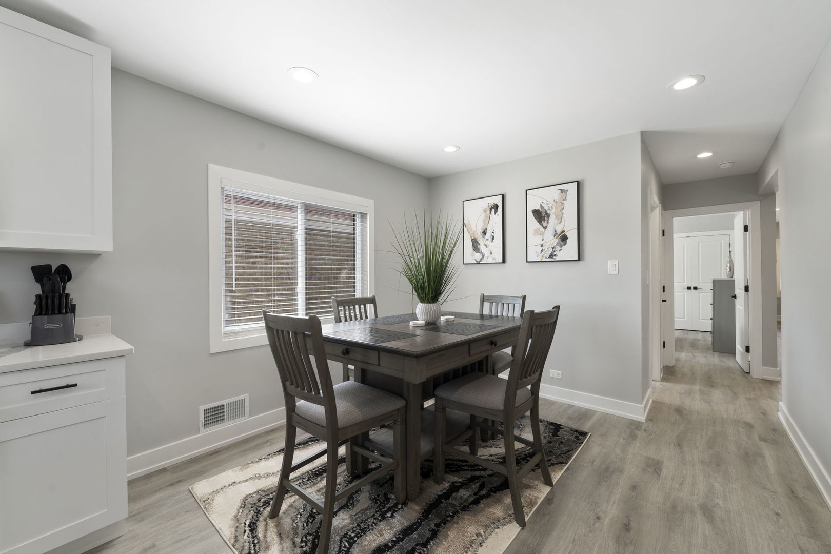 5347 W Gladys Avenue Unit: 2