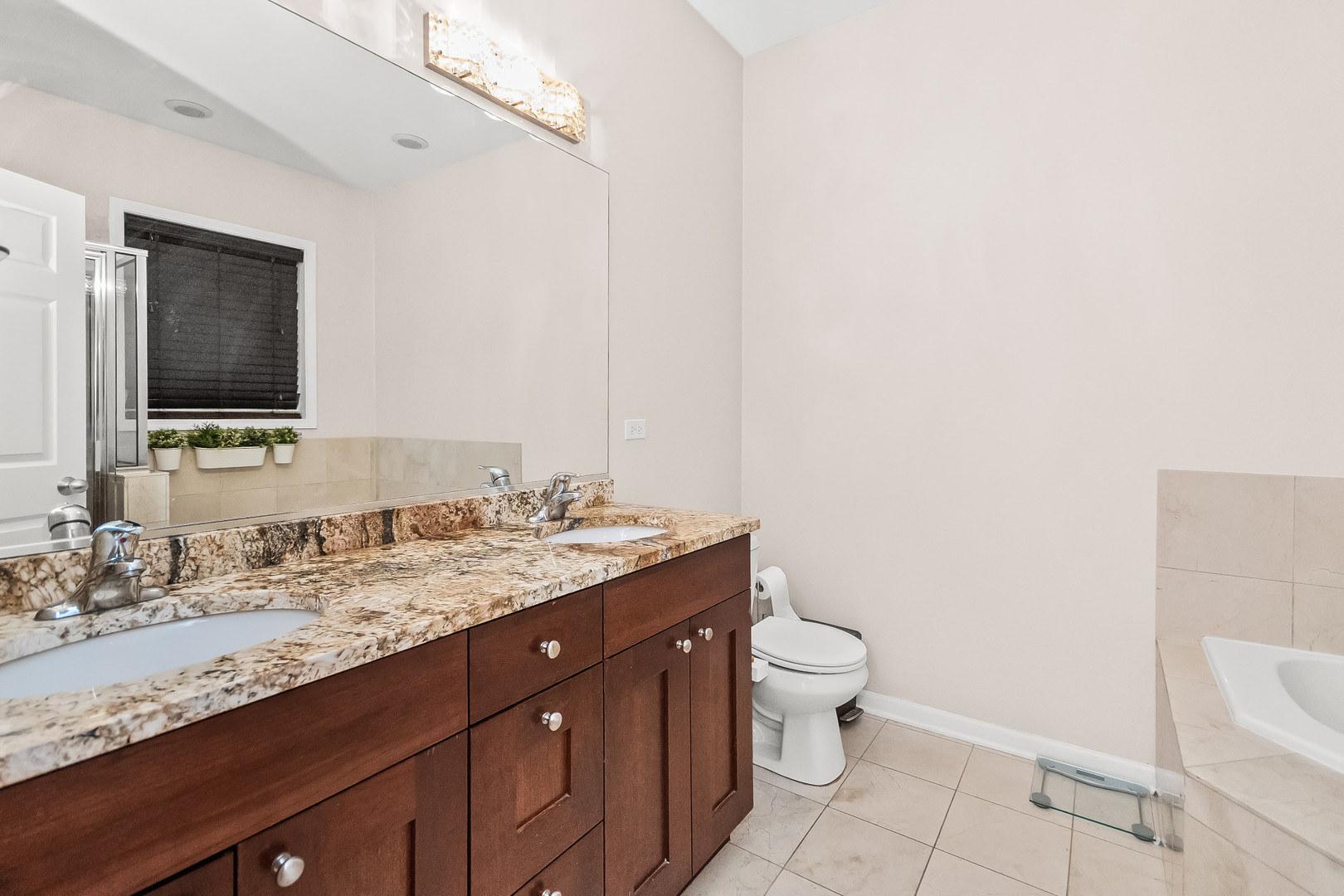 3986 S Drexel Boulevard Unit: 3N