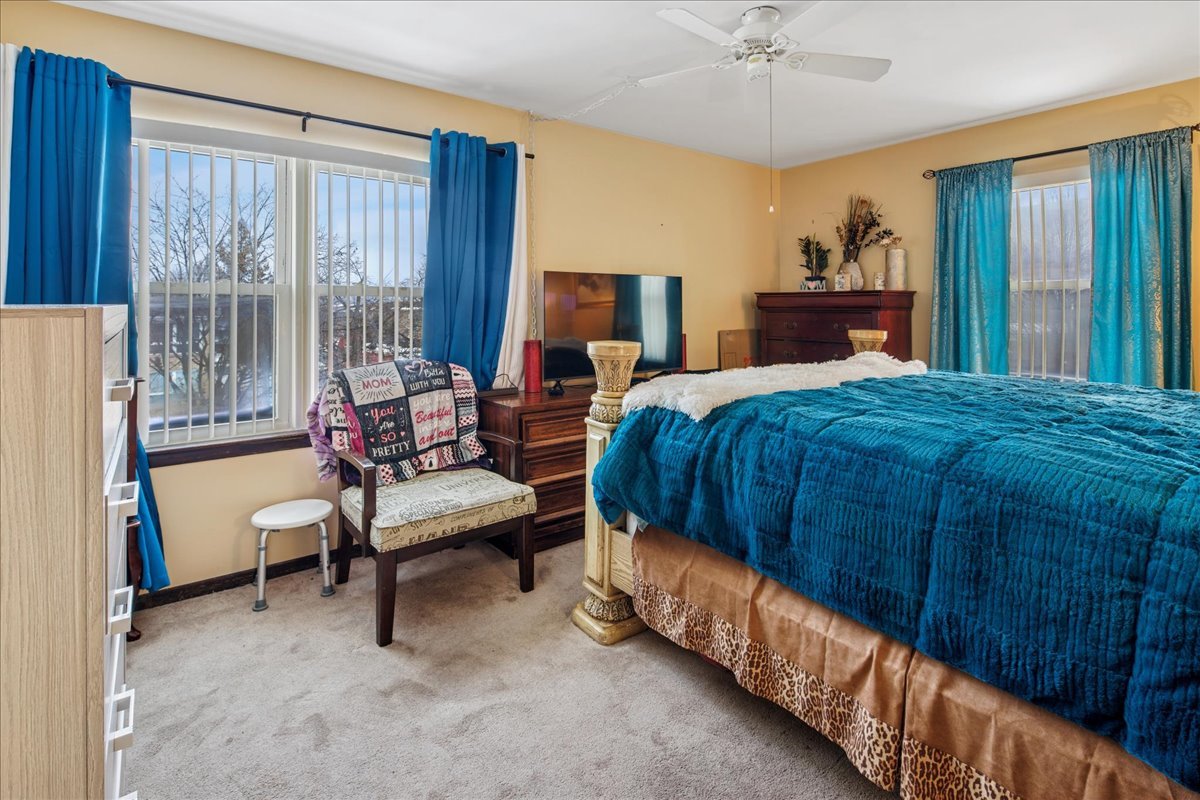 475 SHENSTONE Road Unit: 304