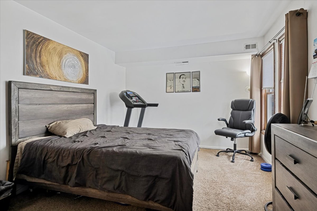 2013 Country Club Drive Unit: 22