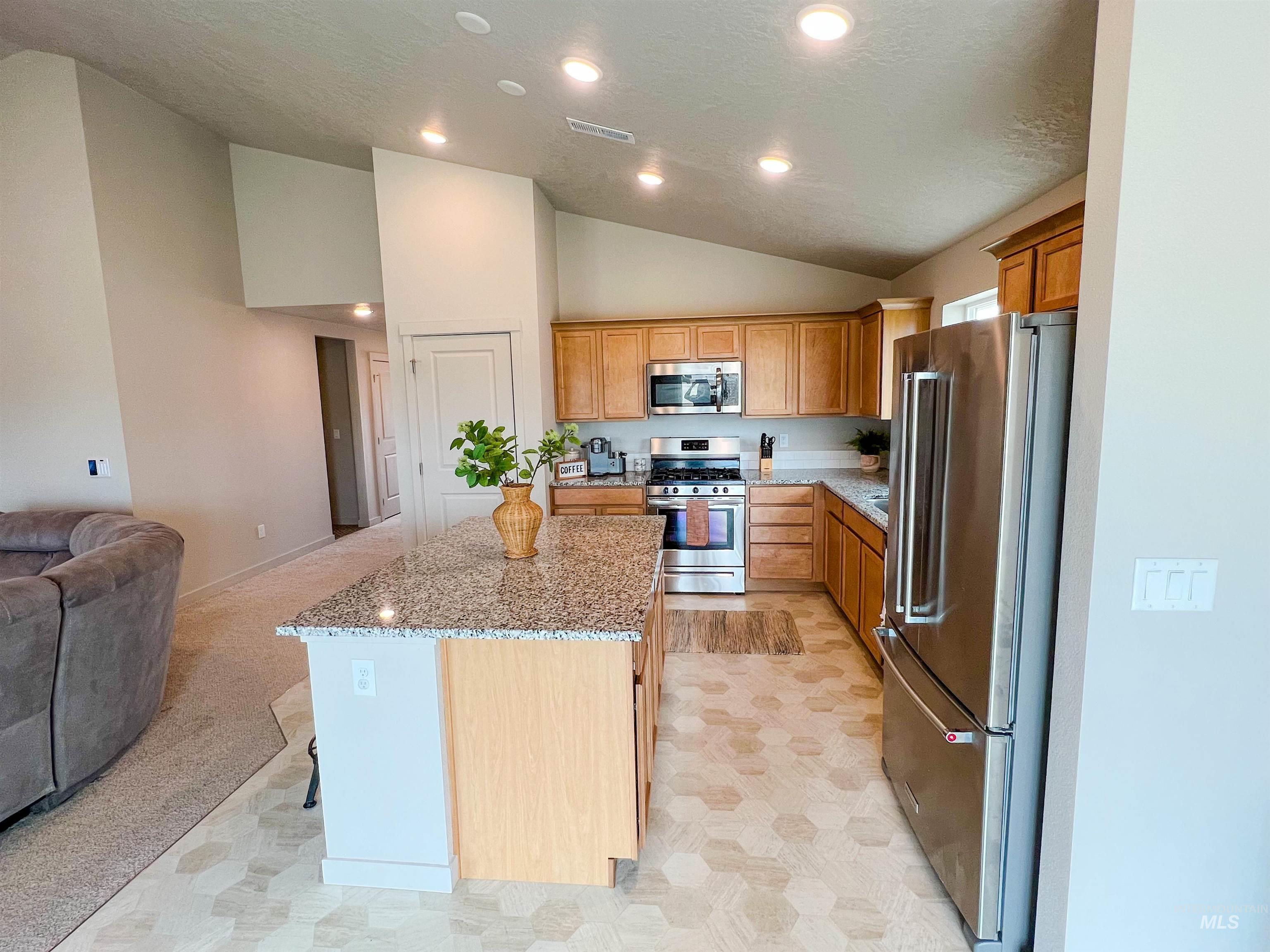 3007 N Cherry Grove Way