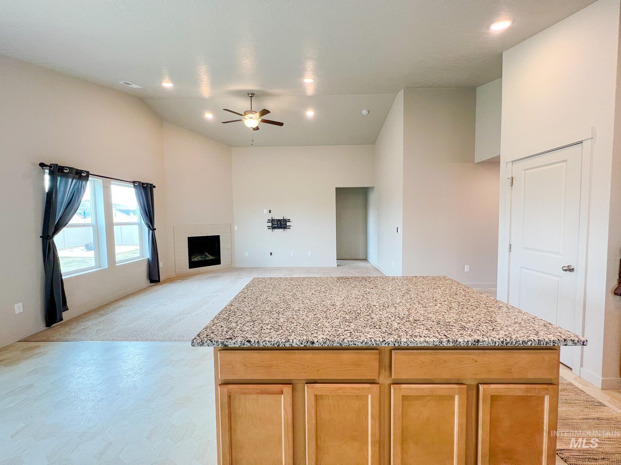 3007 N Cherry Grove Way