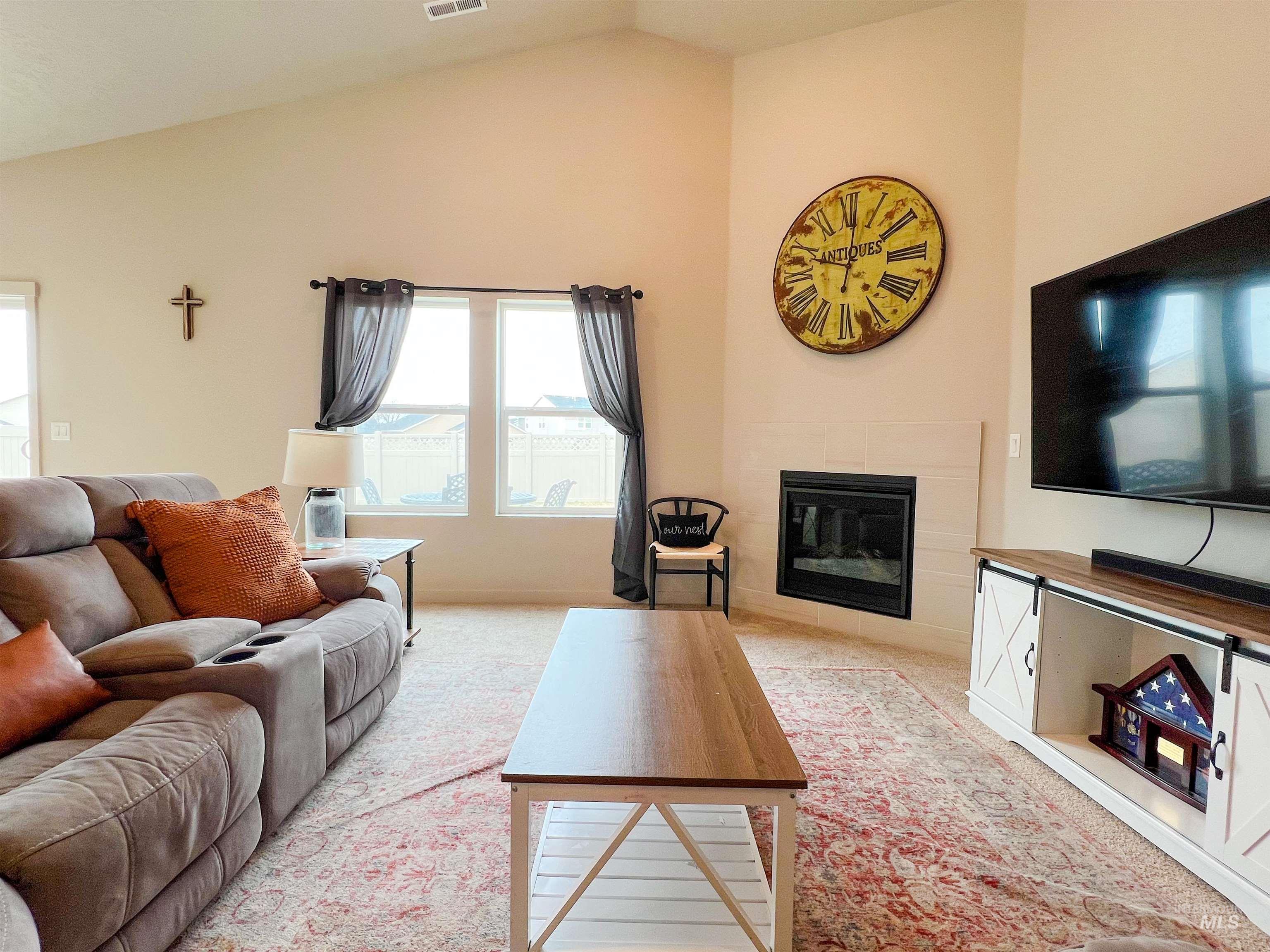 3007 N Cherry Grove Way