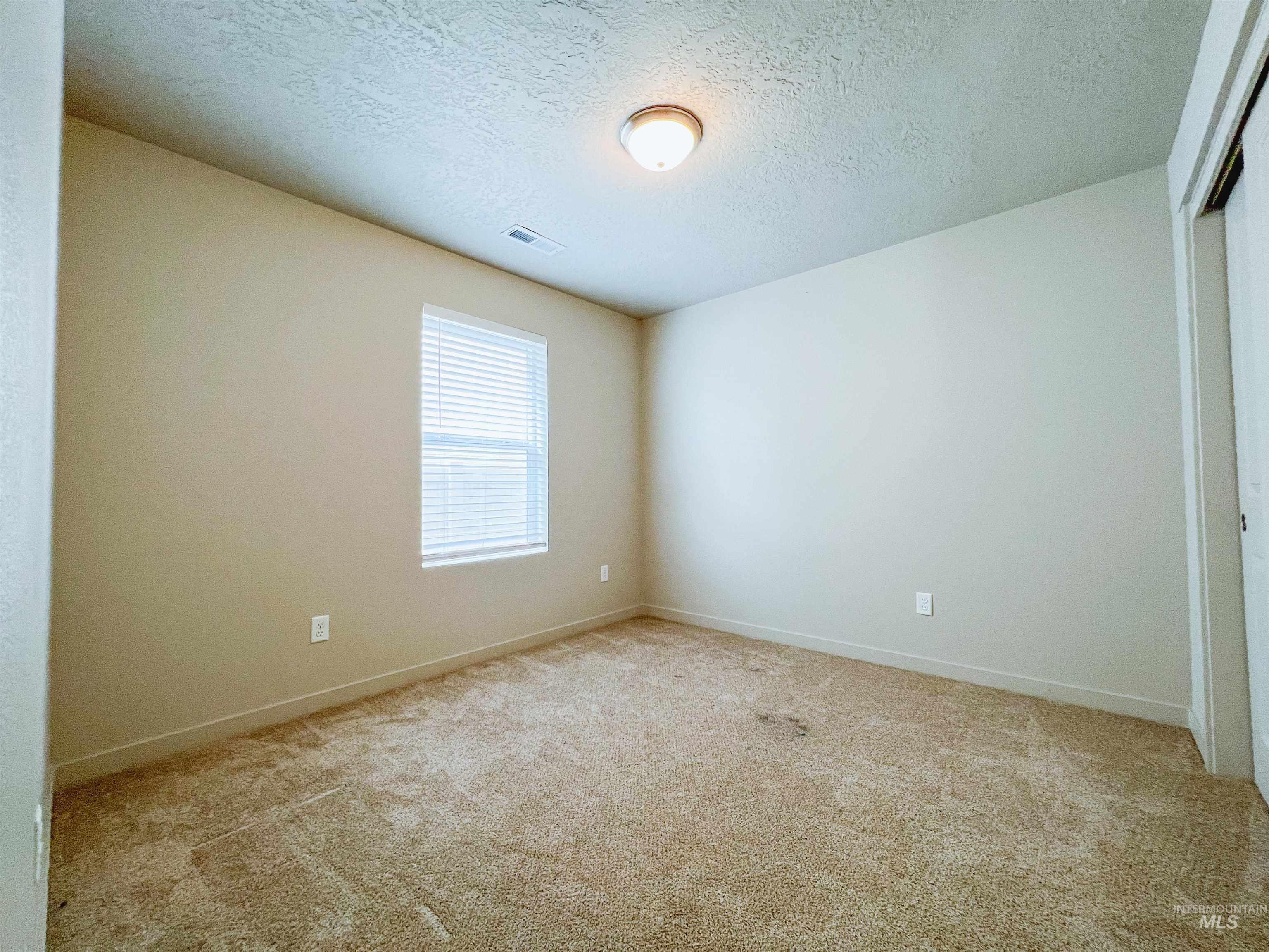 3007 N Cherry Grove Way