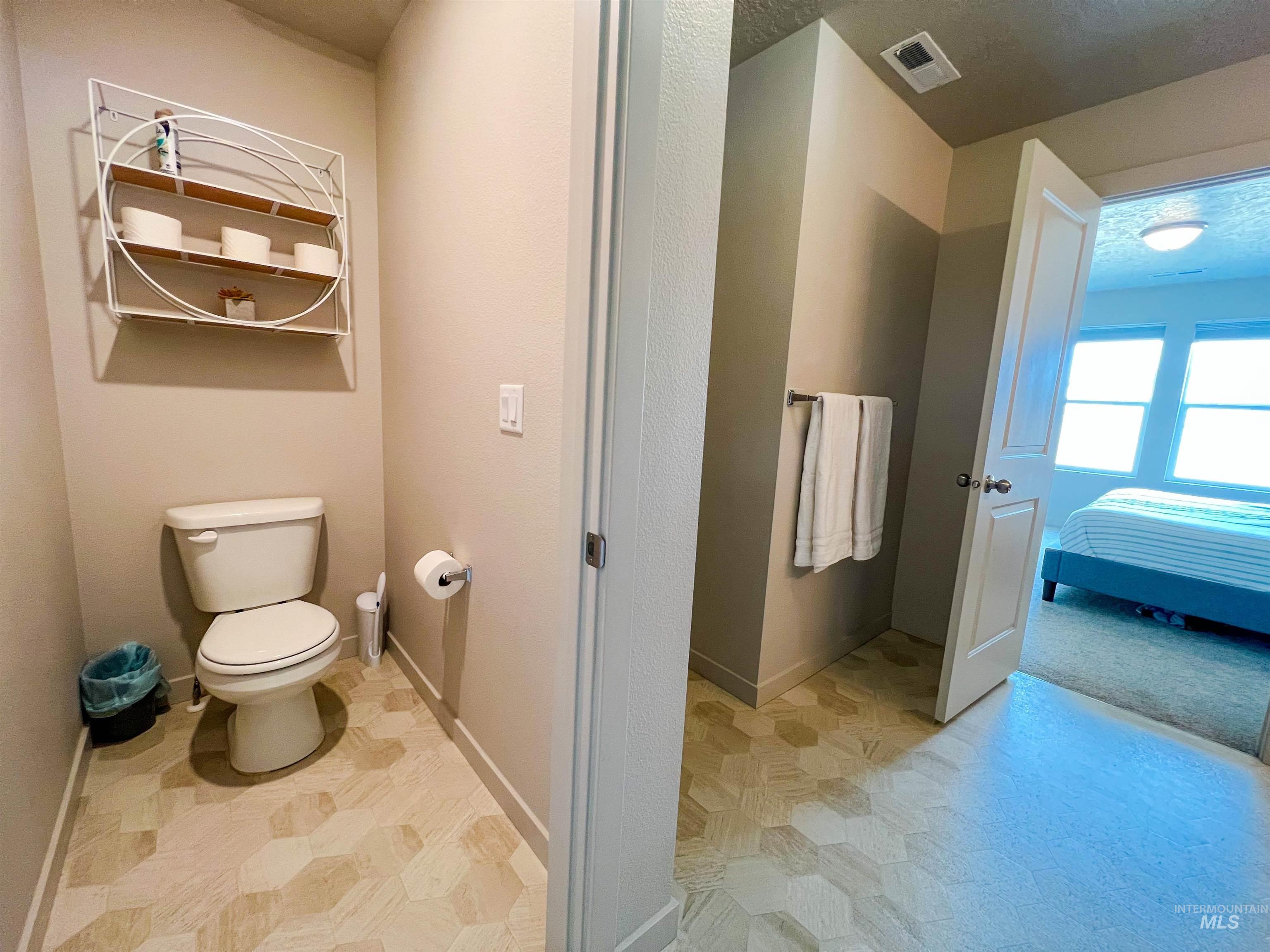 3007 N Cherry Grove Way