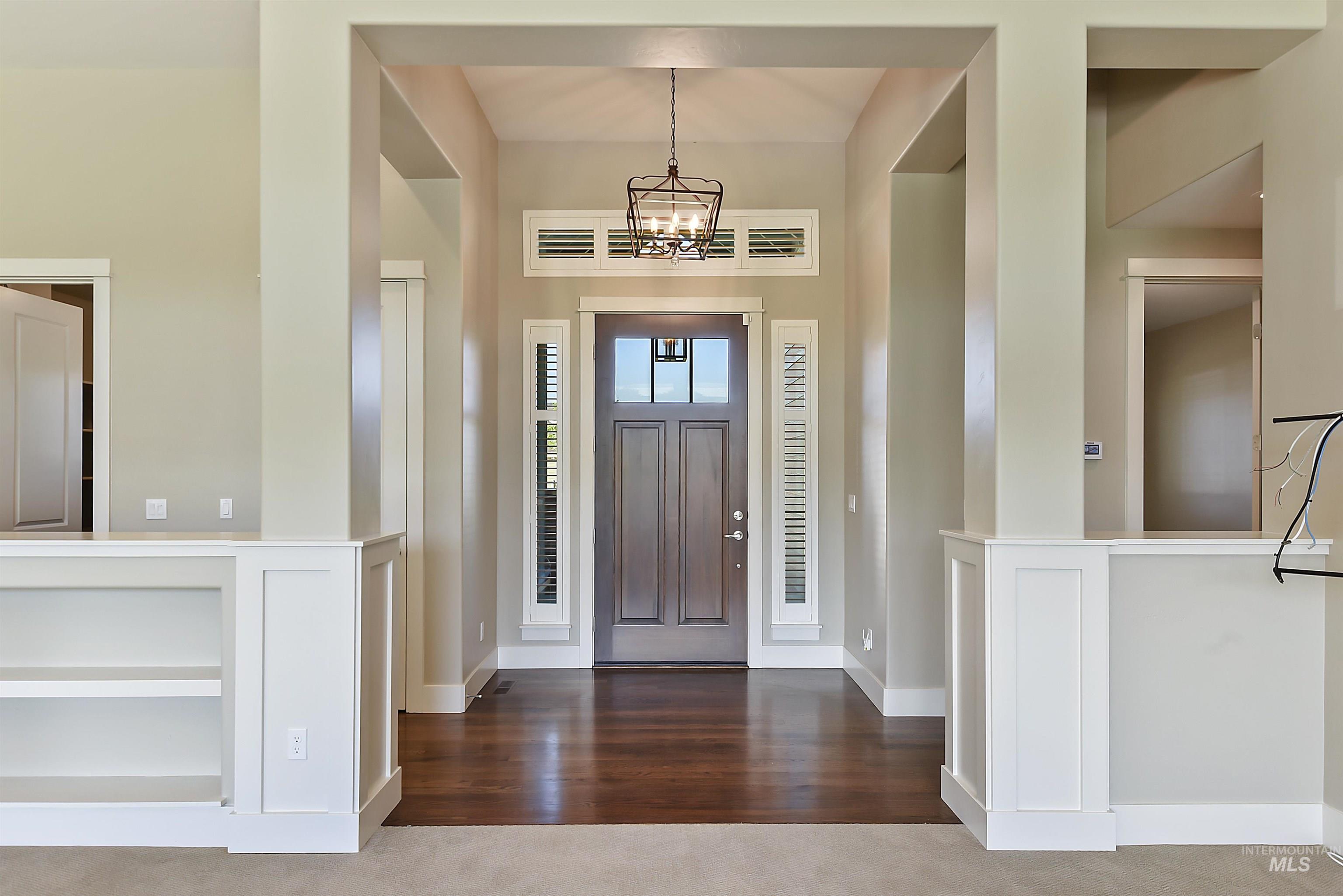 2074 N Payette River Way