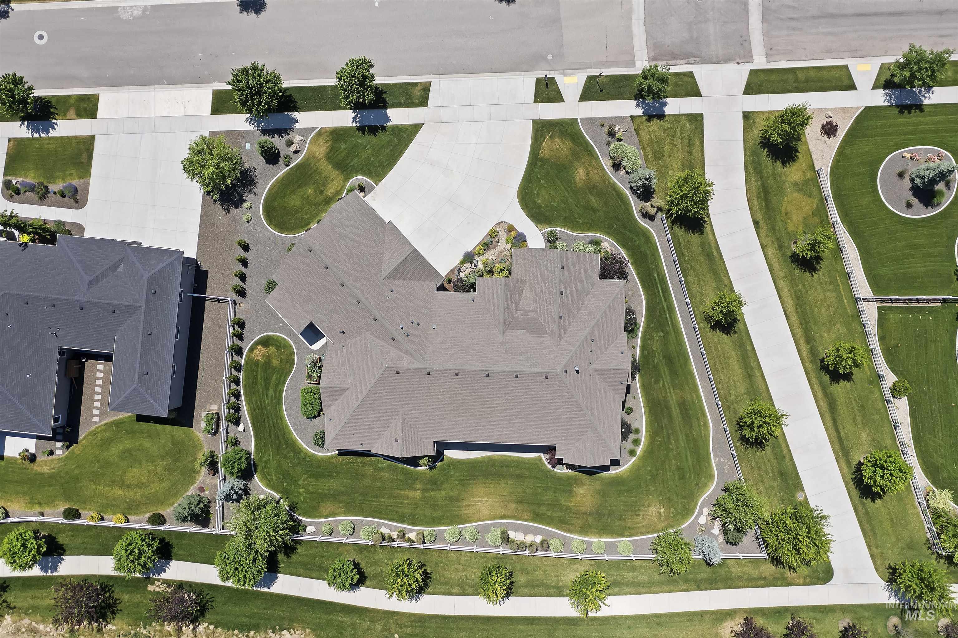 2074 N Payette River Way