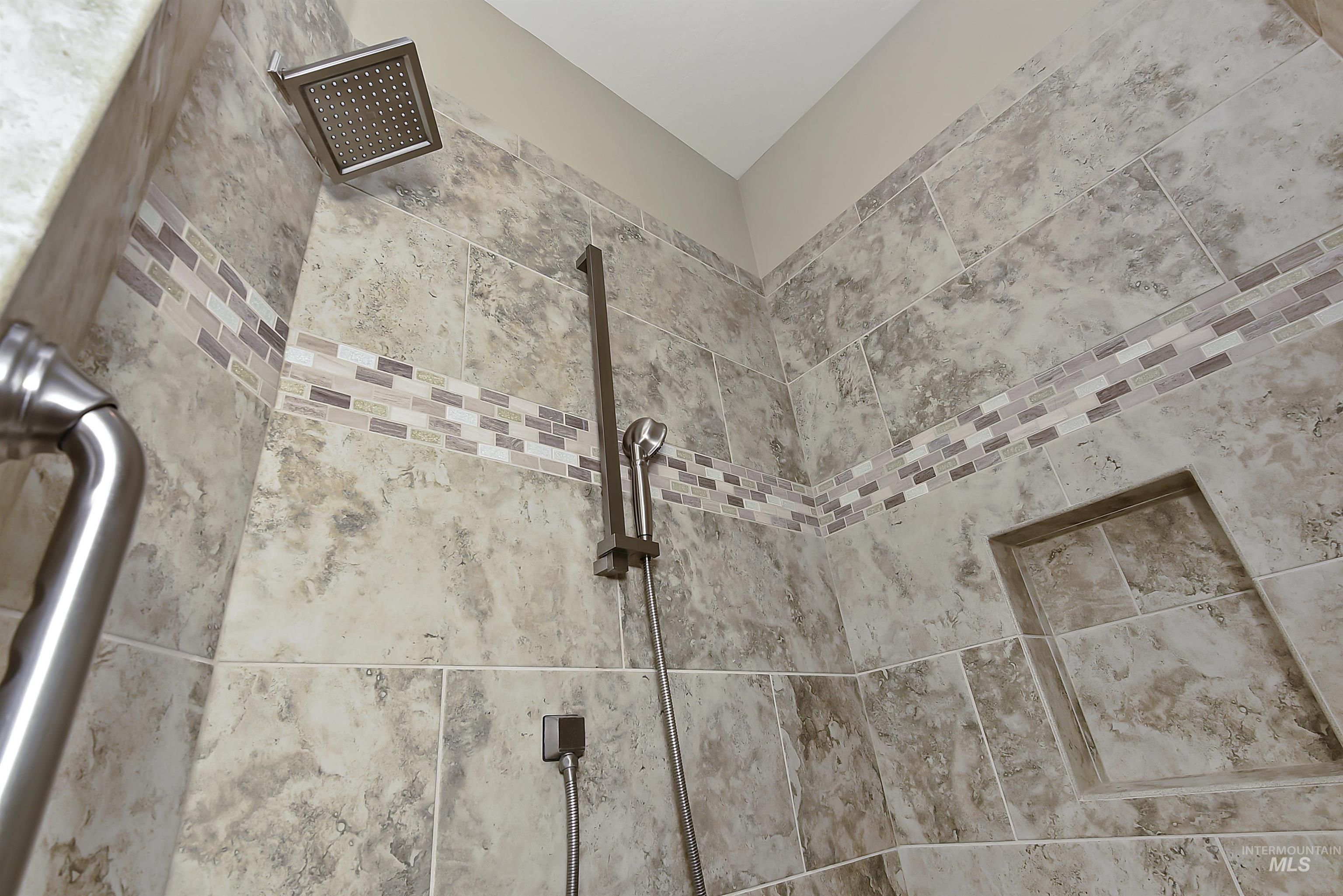 2074 N Payette River Way